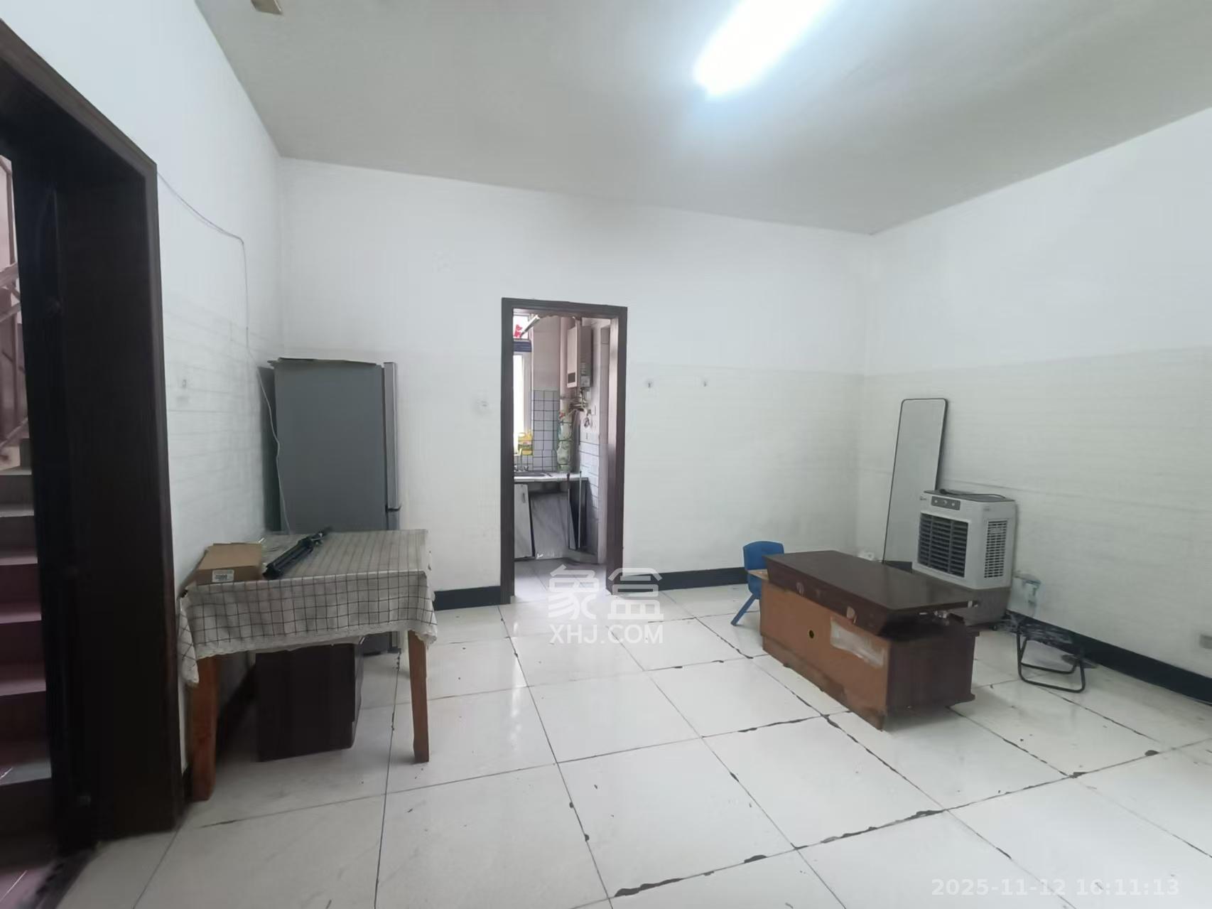 红星农博住宅小区（佳英农博小区）  1室1厅1卫    800.0元/月室内图