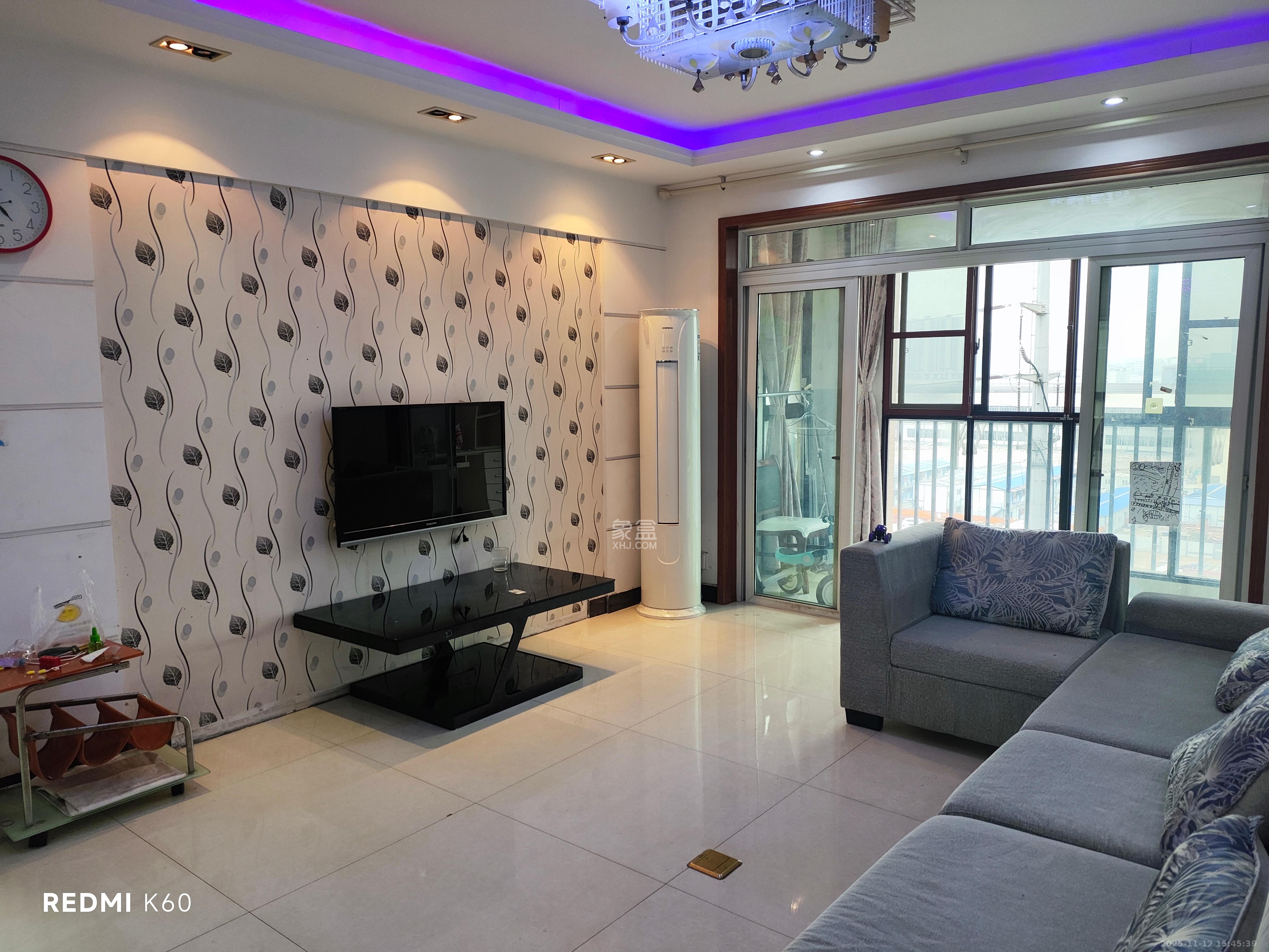 鹏基诺亚山林 1室2厅1卫 1600.0元/月 鹏基诺亚山林 1室2厅1卫 1600.0元/月室内图