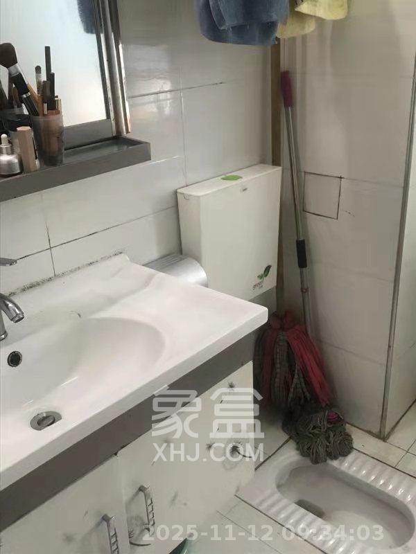 鑫远湘府逸园  1室1厅1卫    1200.0元/月