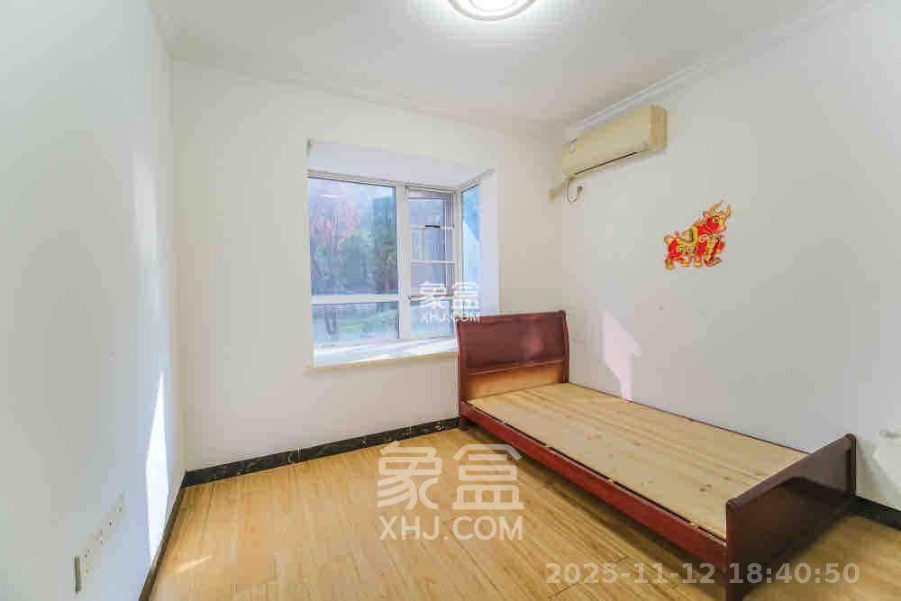 和悦城(蟠龙景苑)  3室2厅2卫    2200.0元/月室内图