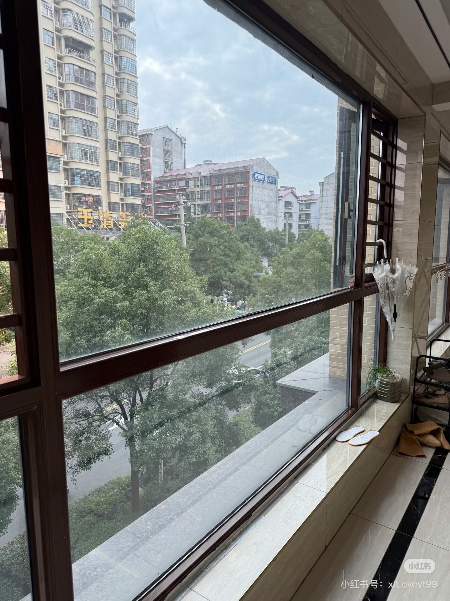 青春里 1室0厅0卫 36.0万 青春里 1室0厅0卫 36.0万客厅