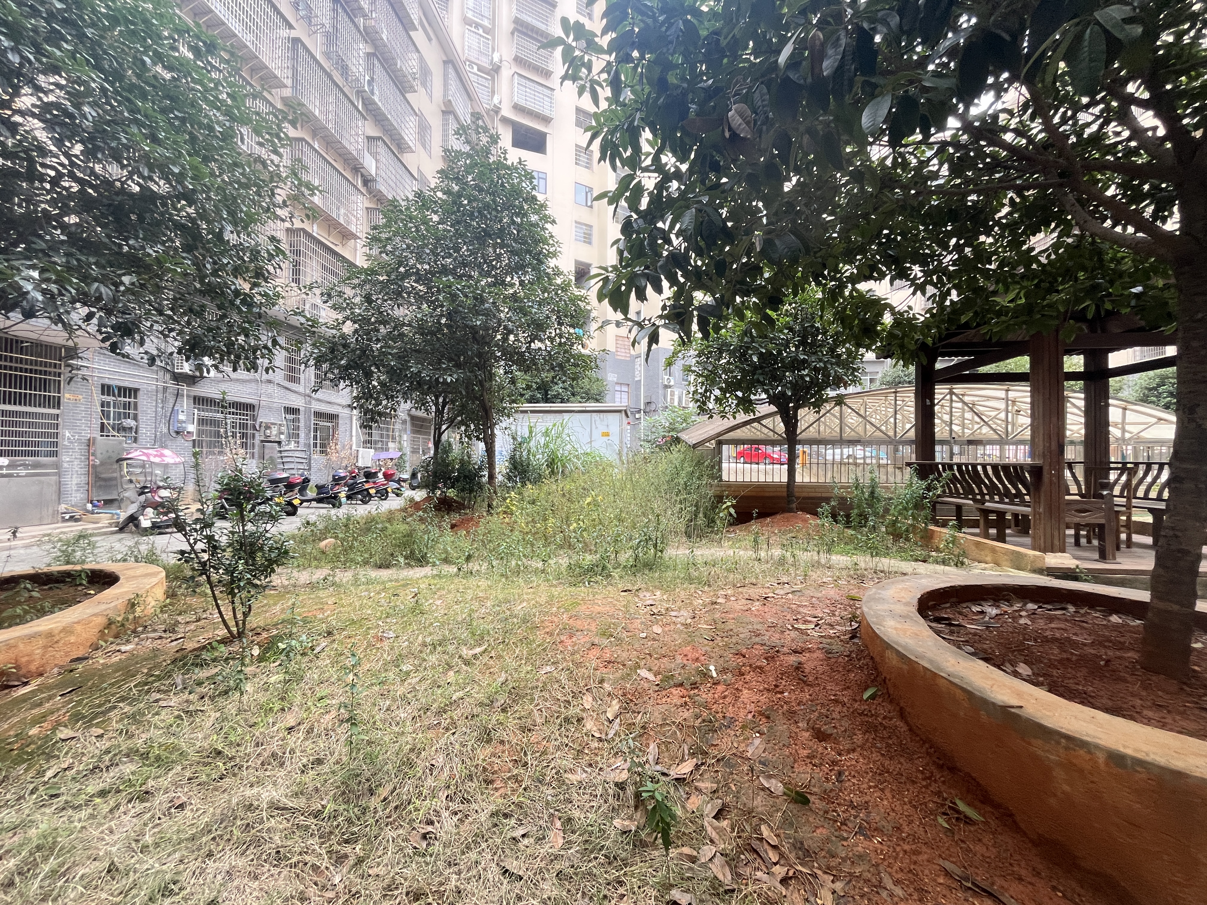 松源名都  3室2厅2卫    40.0万