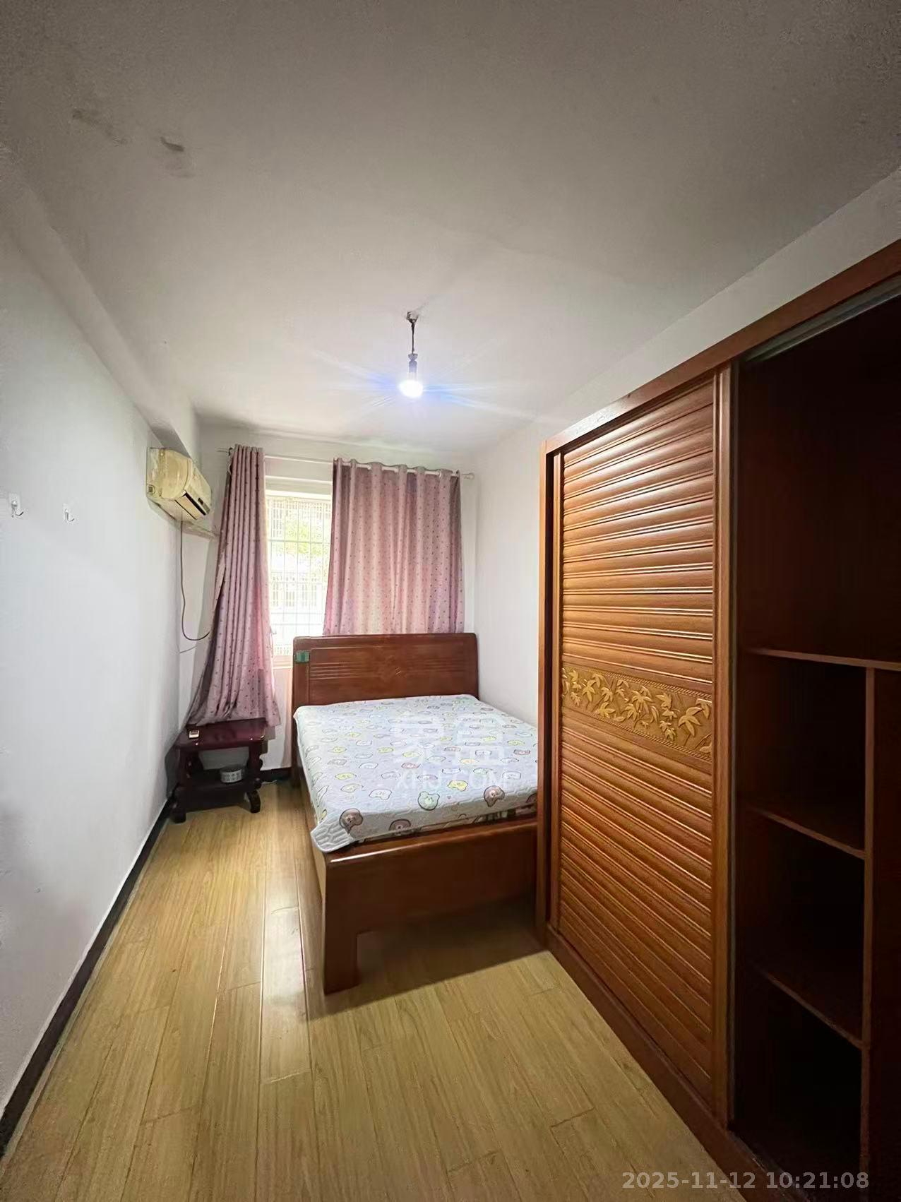 五一新村安置小区(永定社区、永兴社区、永祥社区) 2室1厅1卫 1800.0元/月 五一新村安置小区(永定社区、永兴社区、永祥社区) 2室1厅1卫 1800.0元/月室内图