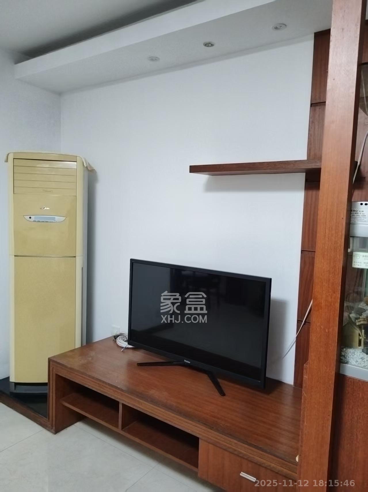 金帆小区 2室1厅1卫 1800.0元/月 金帆小区 2室1厅1卫 1800.0元/月室内图