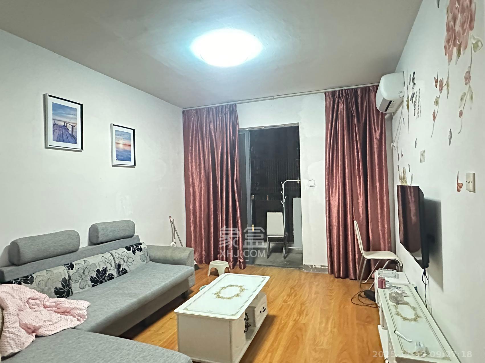 中国铁建国际城一期  2室2厅1卫    1400.0元/月室内图