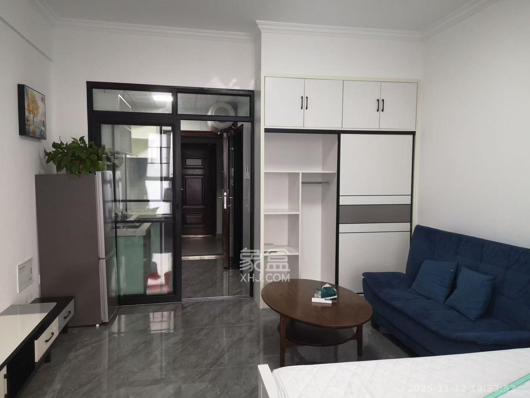 中南国际眼镜城（中伟商业中心）  1室1厅1卫    1200.0元/月室内图