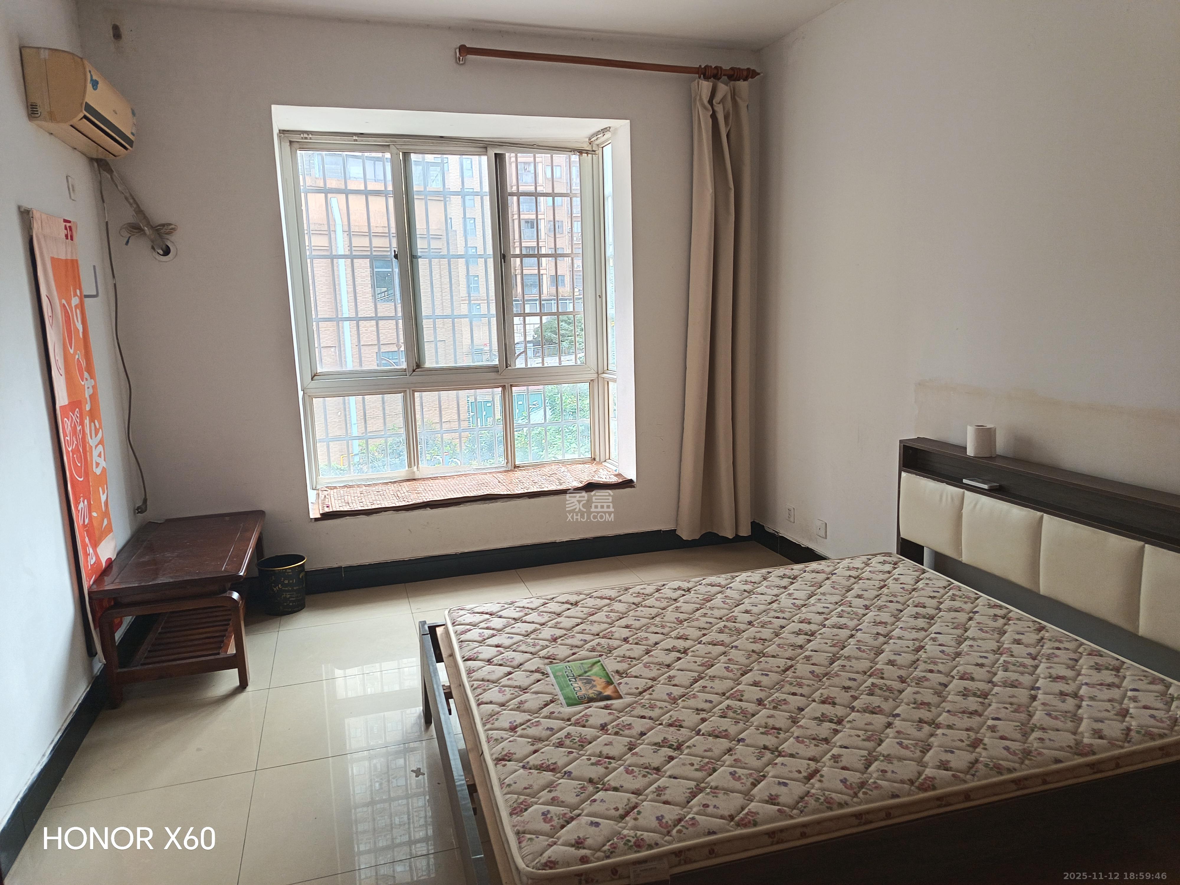 红星农博住宅小区(佳英农博小区) 1室0厅0卫 1500.0元/月 红星农博住宅小区(佳英农博小区) 1室0厅0卫 1500.0元/月室内图