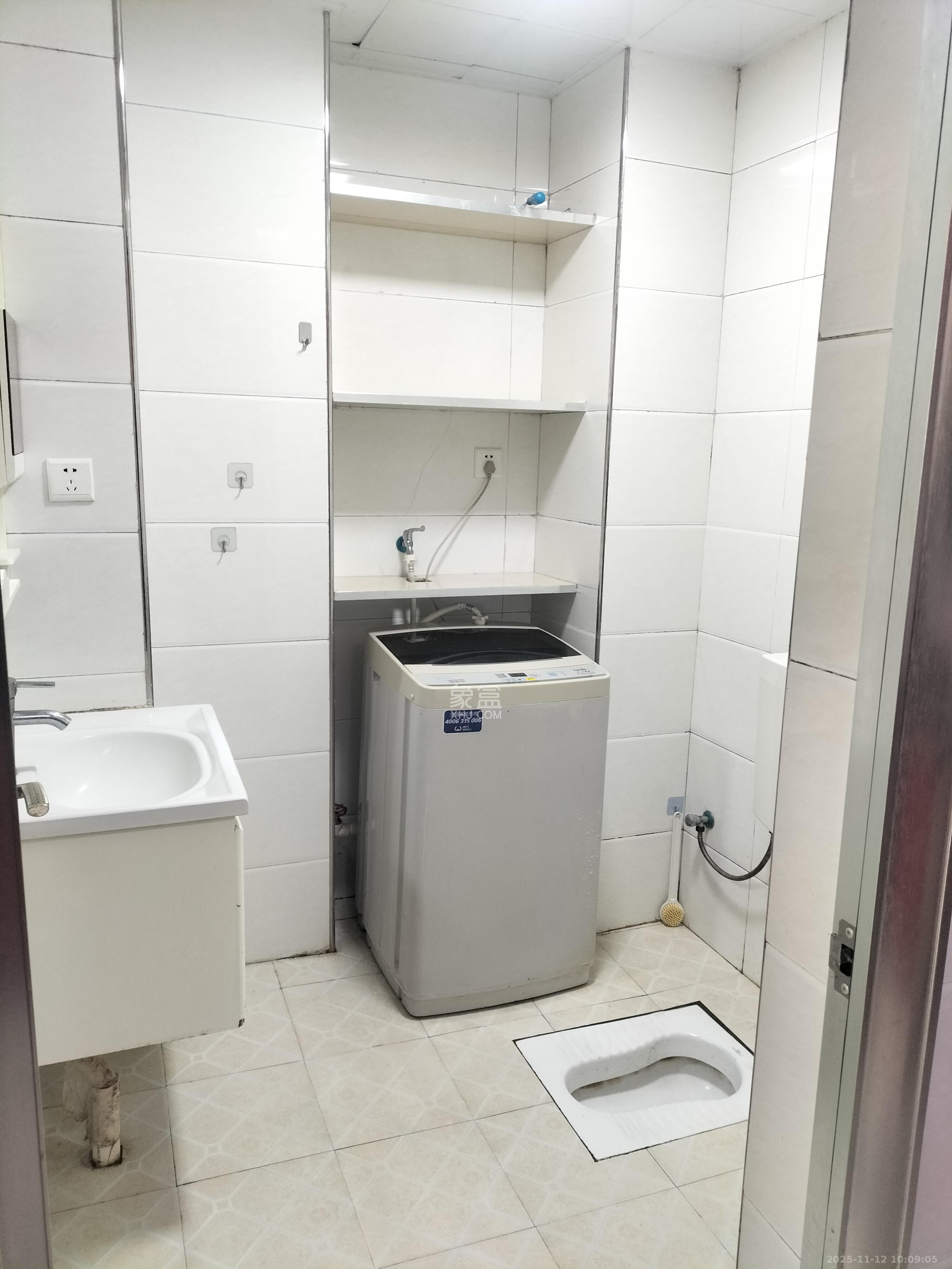 骑龙安置小区  1室1厅1卫    1200.0元/月室内图