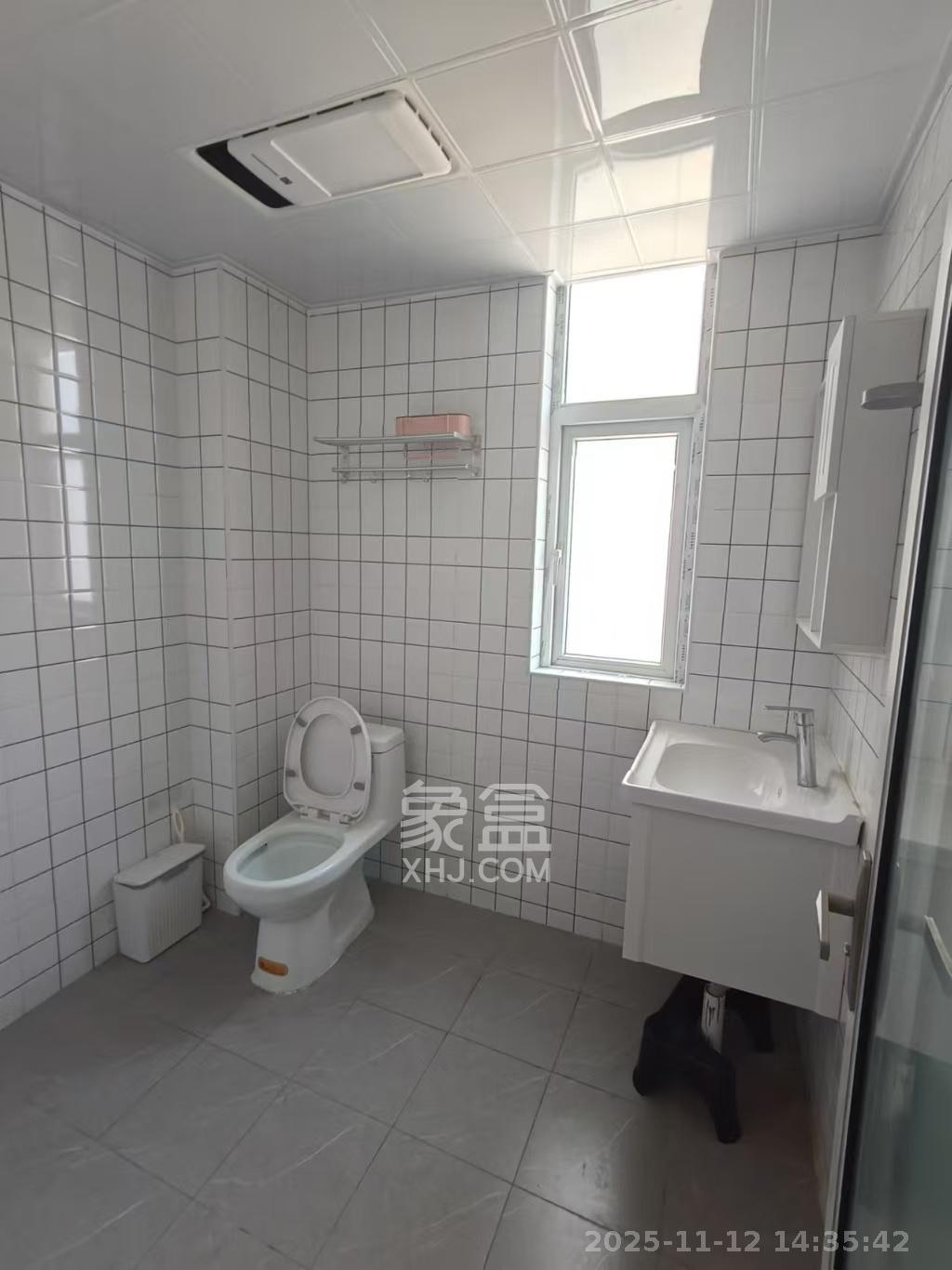 长城宾馆宿舍  3室2厅2卫    5000.0元/月室内图