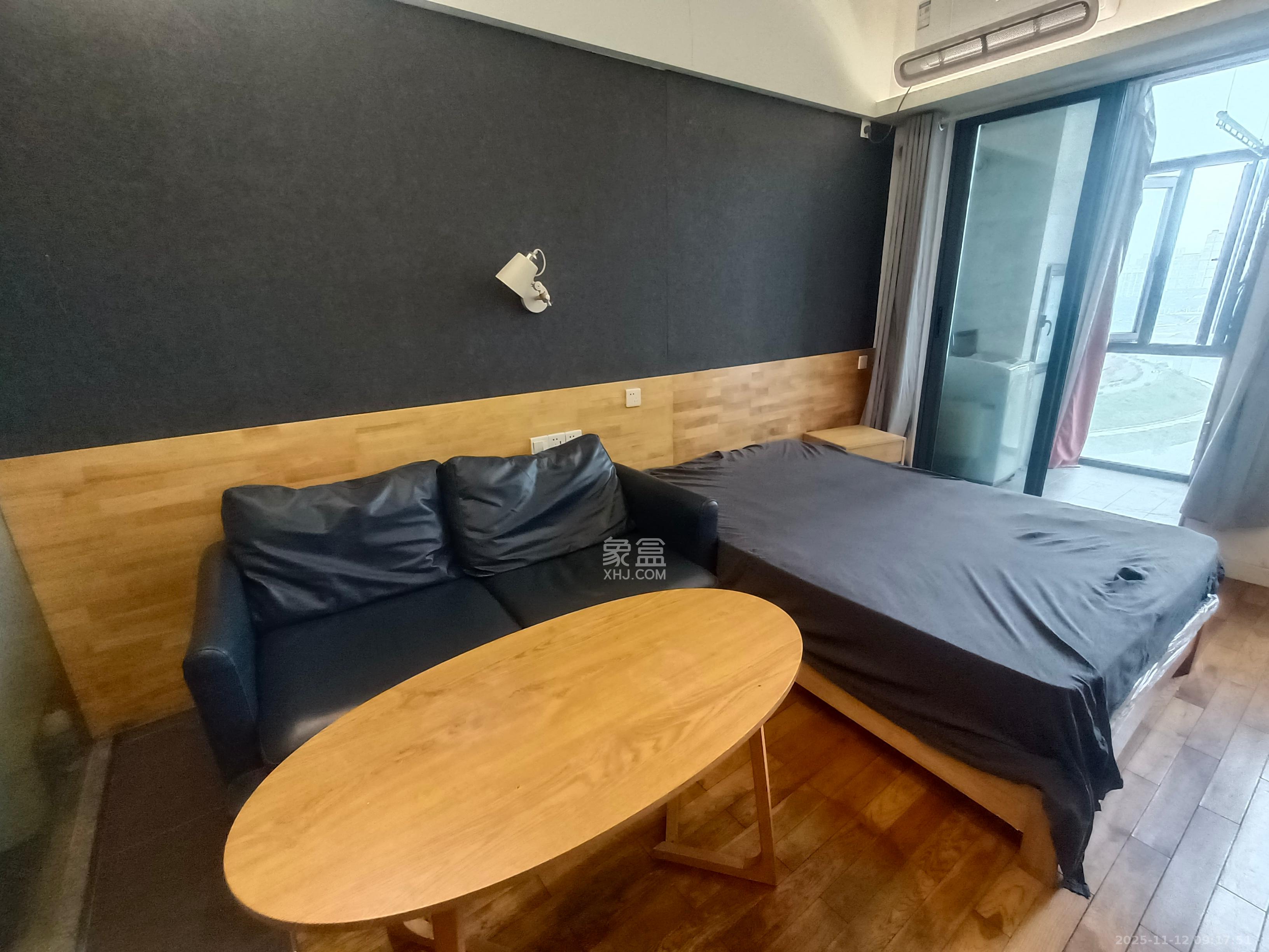 蓝光雍锦阁 1室1厅1卫 1500.0元/月 蓝光雍锦阁 1室1厅1卫 1500.0元/月室内图