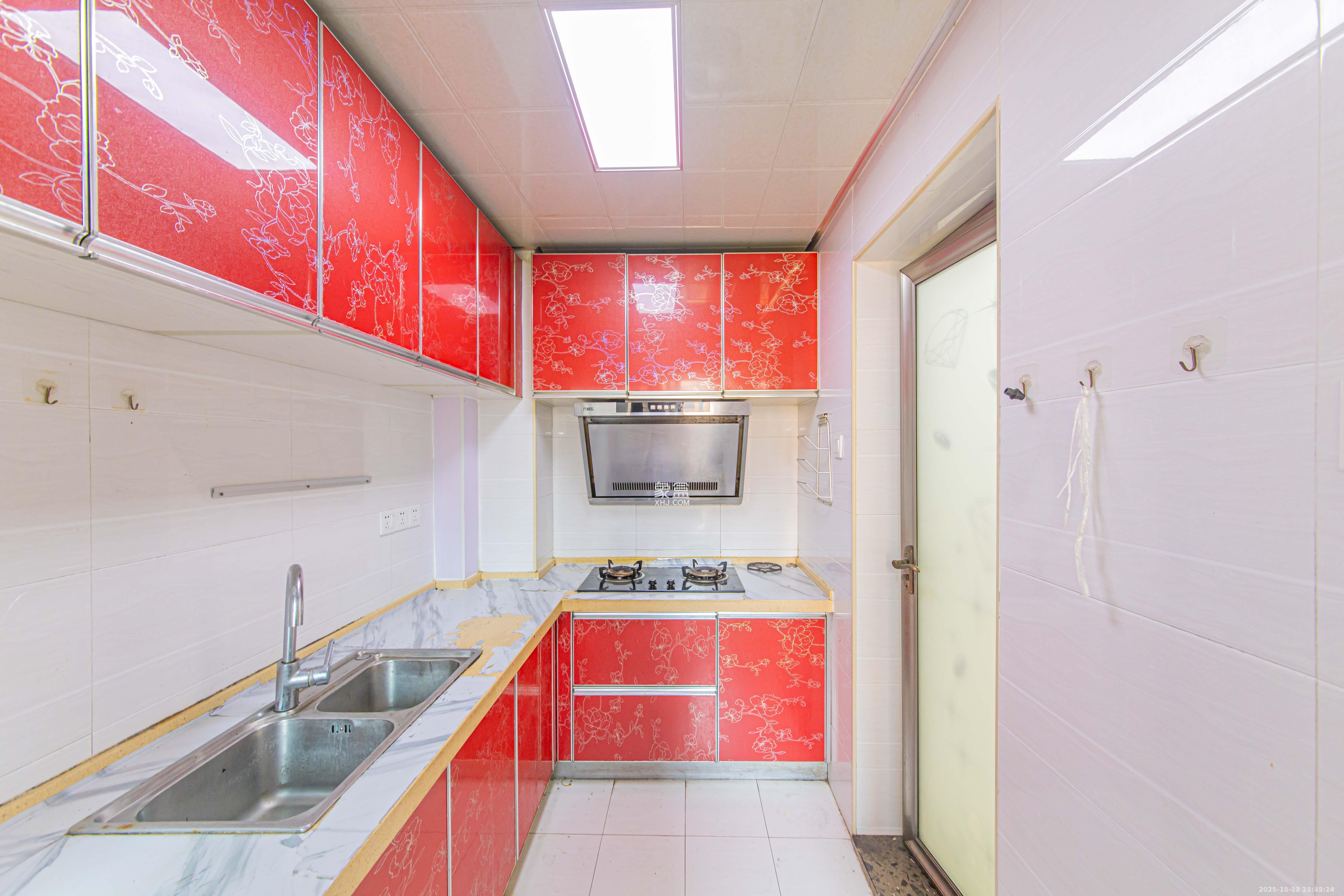 鑫远和城(一、二期) 3室2厅1卫 2100.0元/月 鑫远和城(一、二期) 3室2厅1卫 2100.0元/月室内图