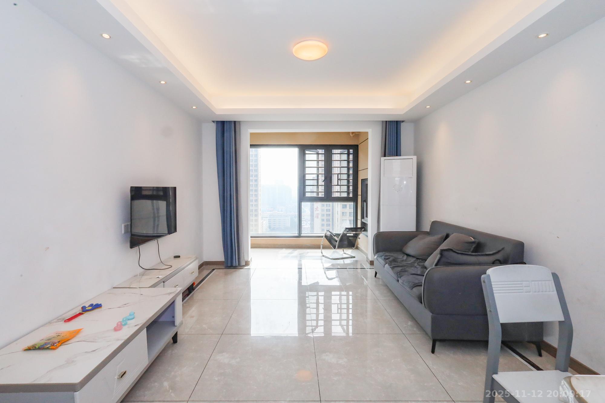 龙湖铂金中心（龙湖春江郦城）  3室2厅2卫    170.0万