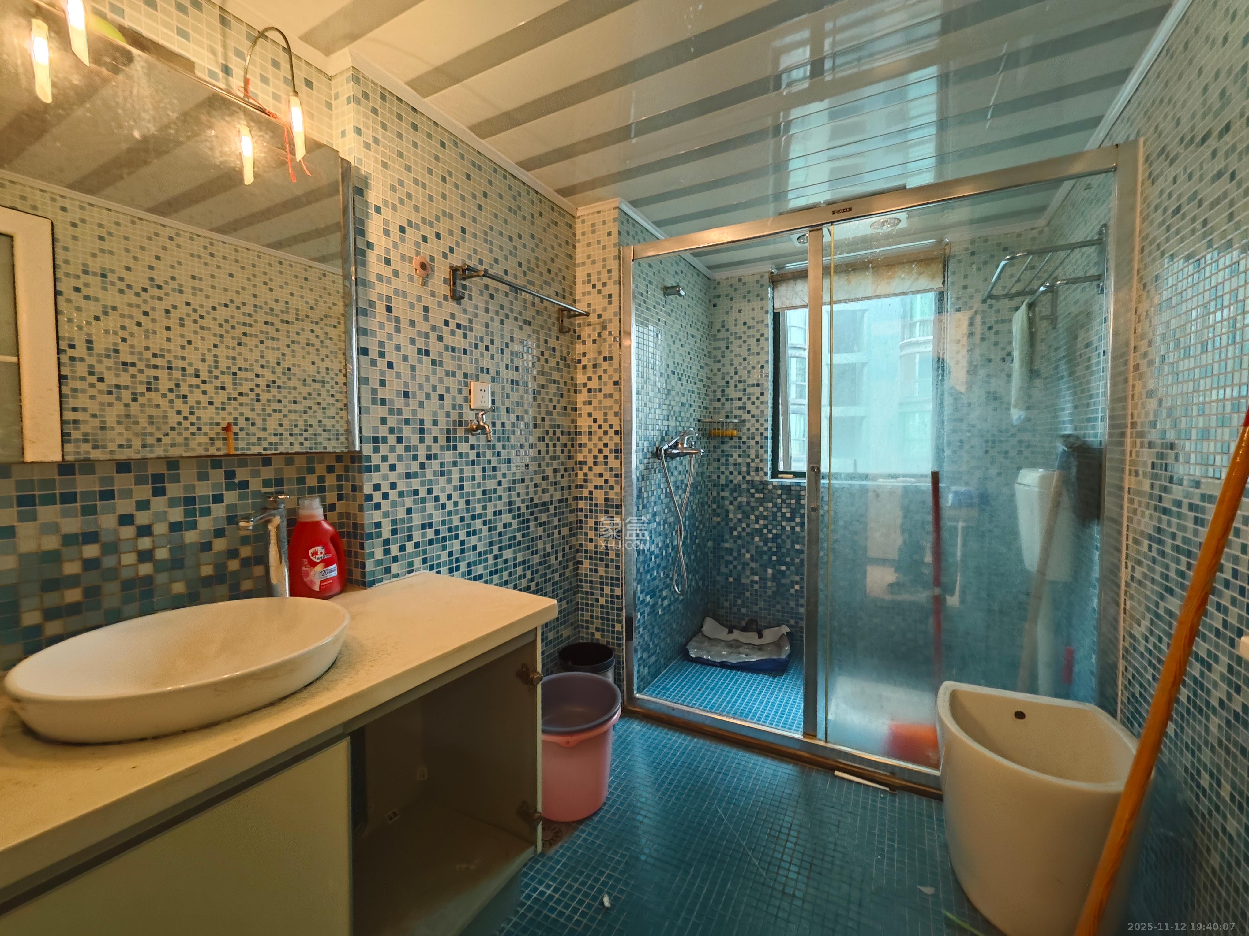 华盛新外滩  4室2厅2卫    4800.0元/月室内图