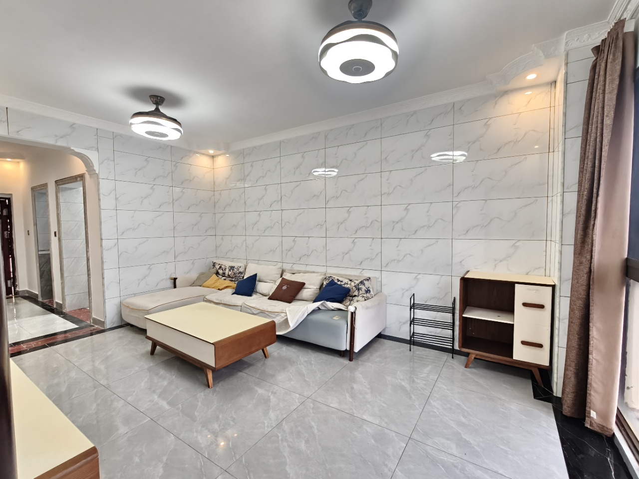 鑫生棕榈泉国际公馆  3室2厅1卫    2600.0元/月室内图