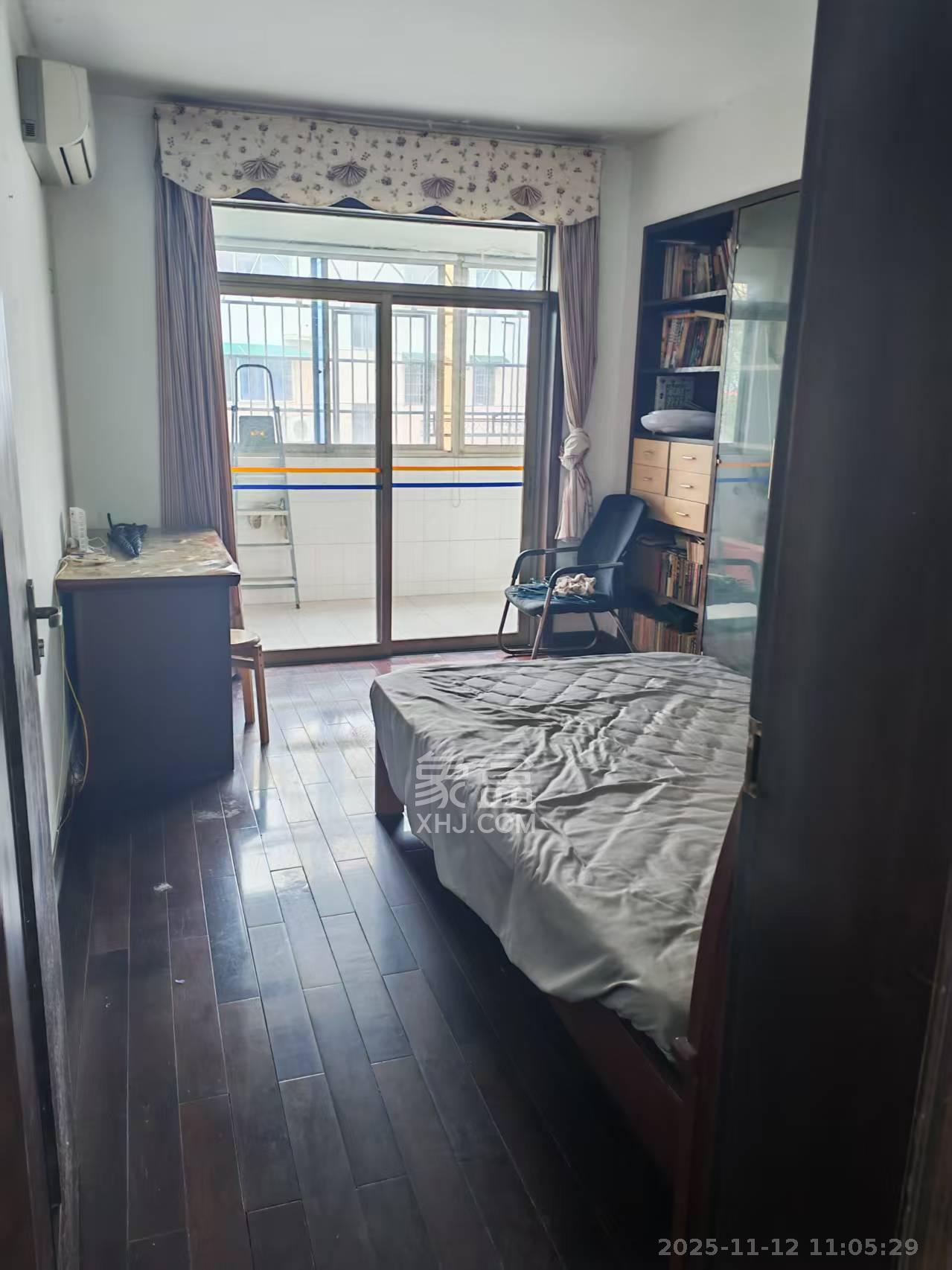 南明苑西区 2室2厅2卫 2000.0元/月 南明苑西区 2室2厅2卫 2000.0元/月室内图