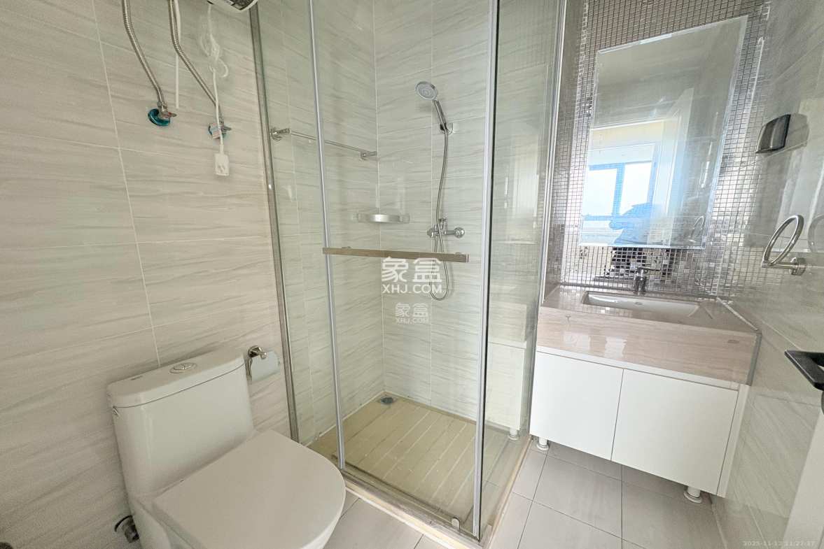 恒大珺悦府 3室2厅1卫 3200.0元/月 恒大珺悦府 3室2厅1卫 3200.0元/月室内图