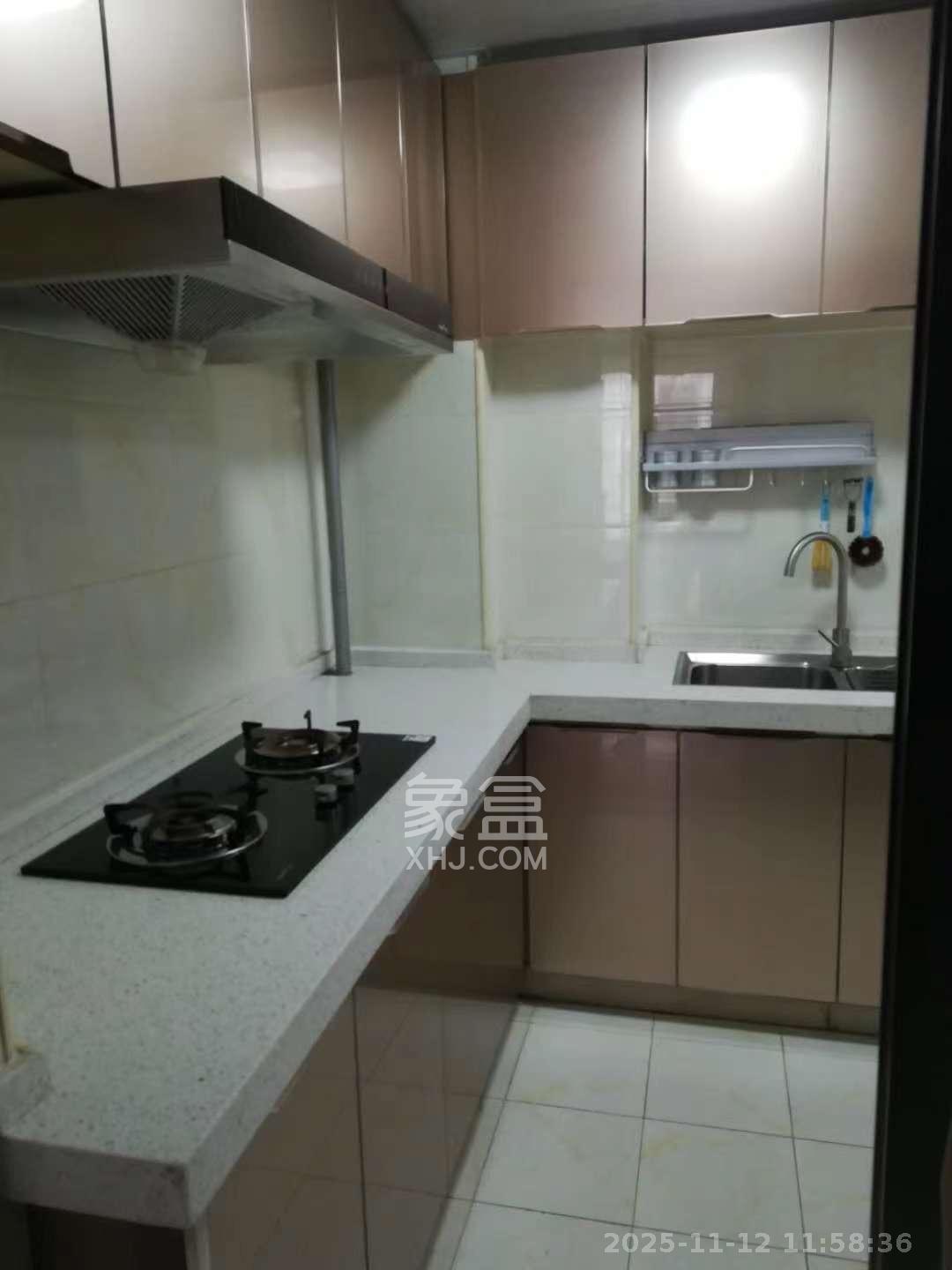 嘉顺苑  2室2厅1卫    2000.0元/月室内图