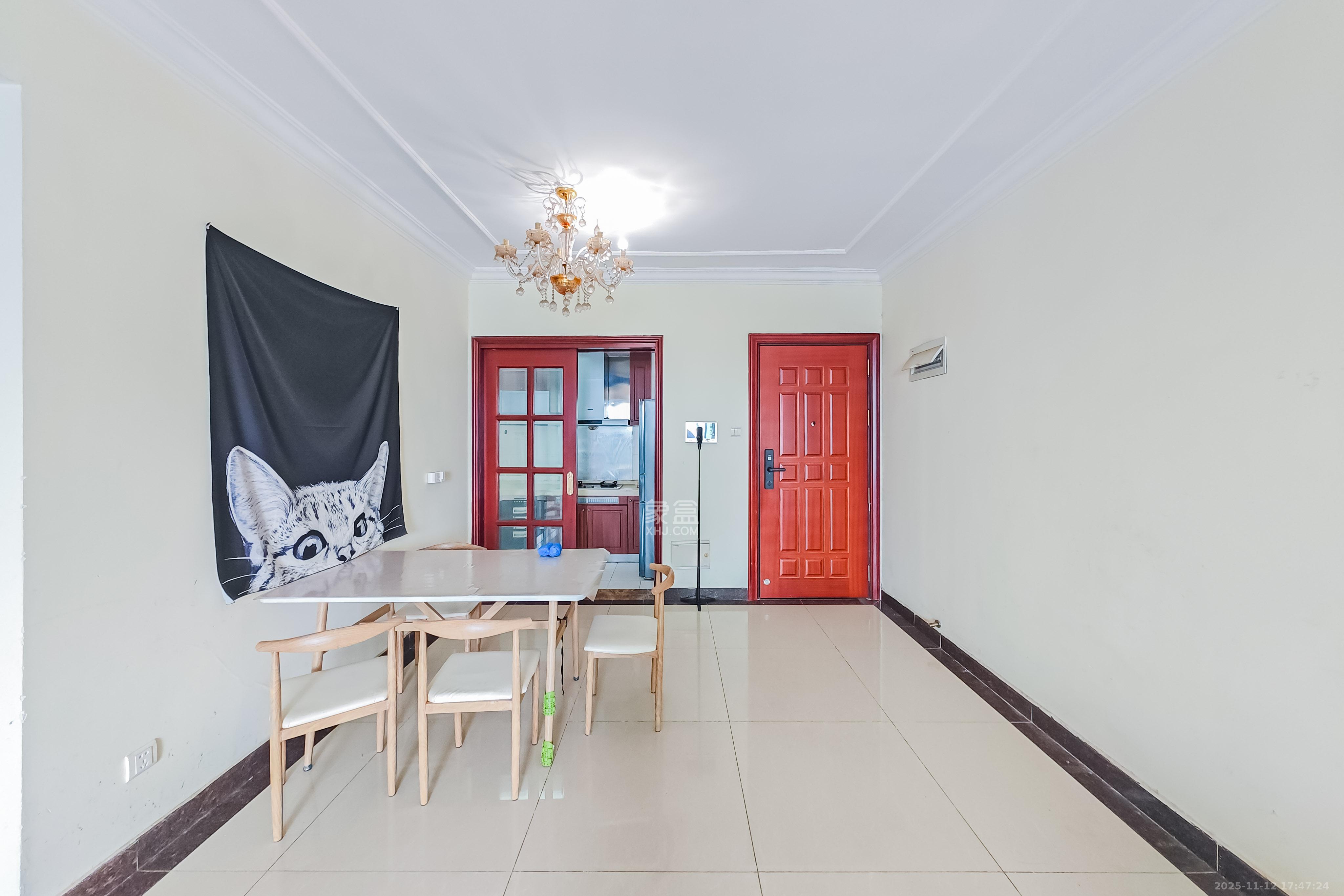 恒大绿洲 2室2厅1卫 72.0万 恒大绿洲 2室2厅1卫 72.0万客厅