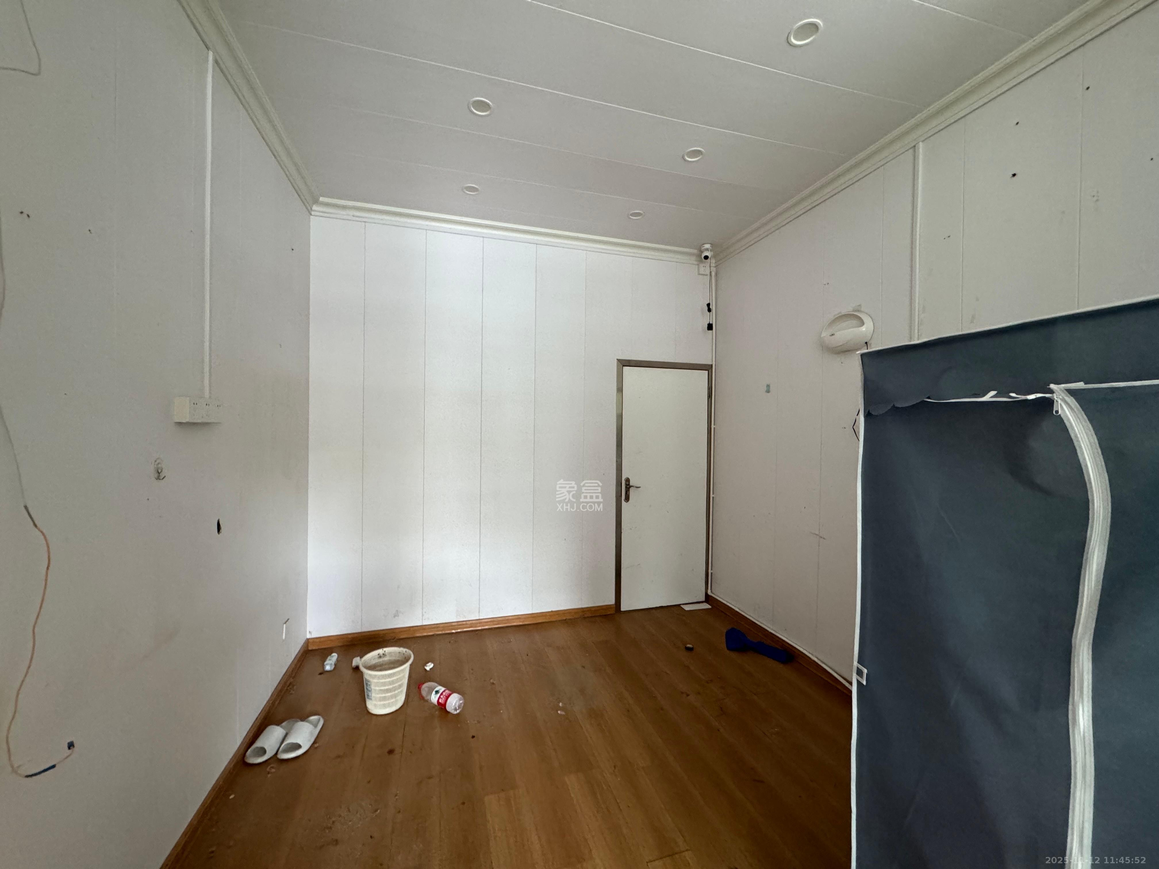 藏珑湖上国际花园高层   30.0㎡      3500.0元/月室内图