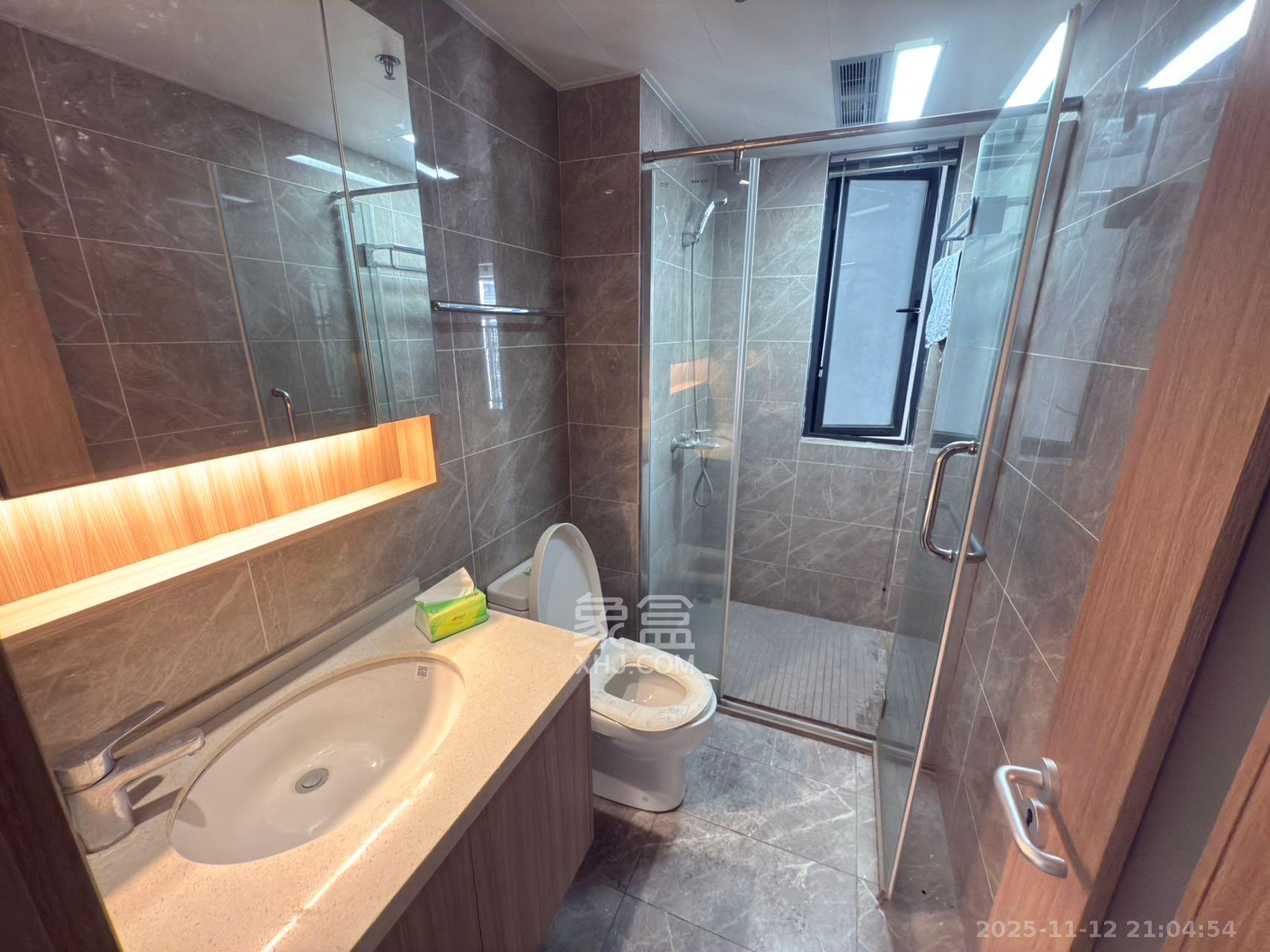 南山梅溪一方  1室0厅0卫    2900.0元/月室内图