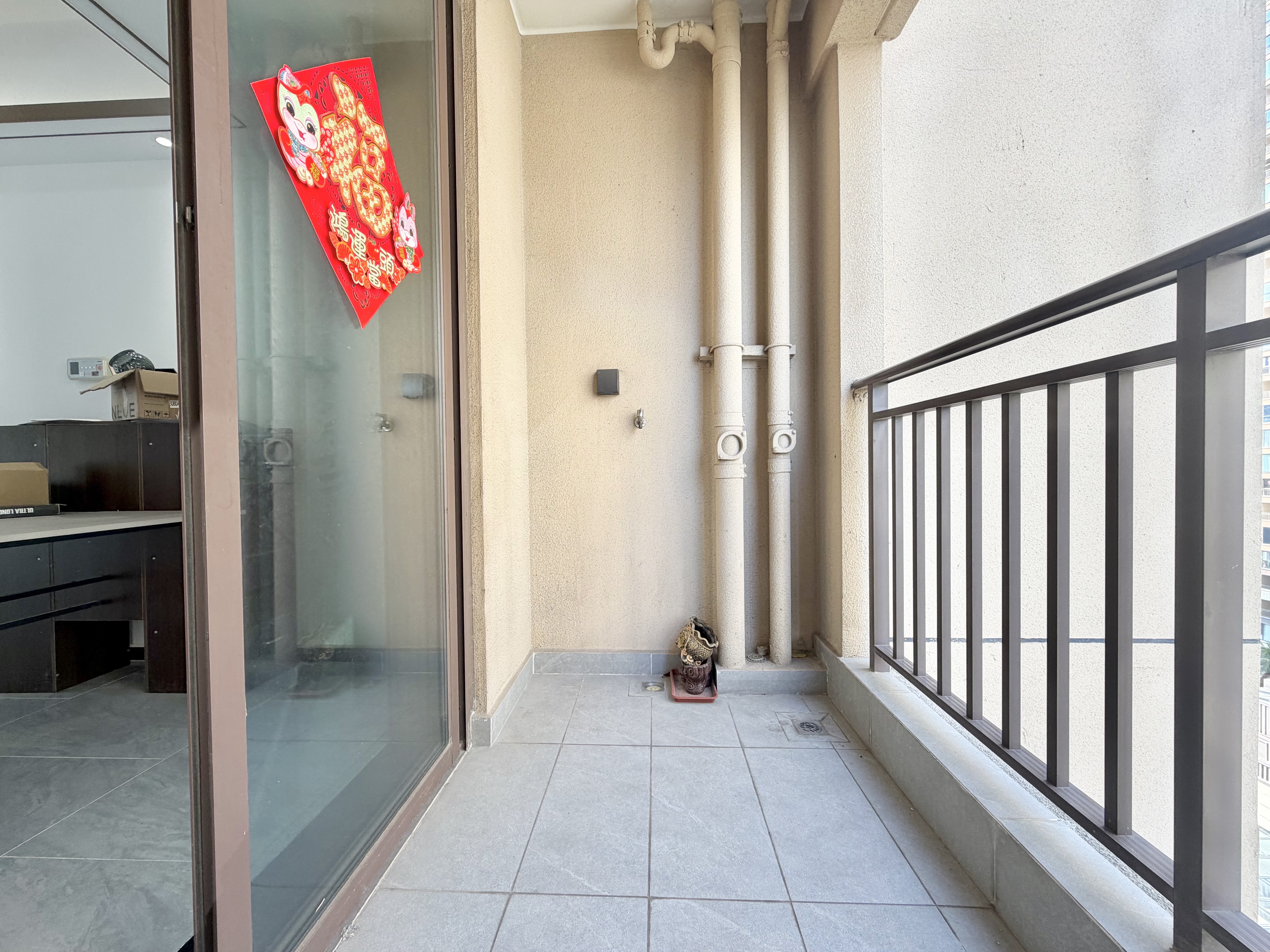 海航豪庭南苑  3室2厅2卫    5500.0元/月室内图