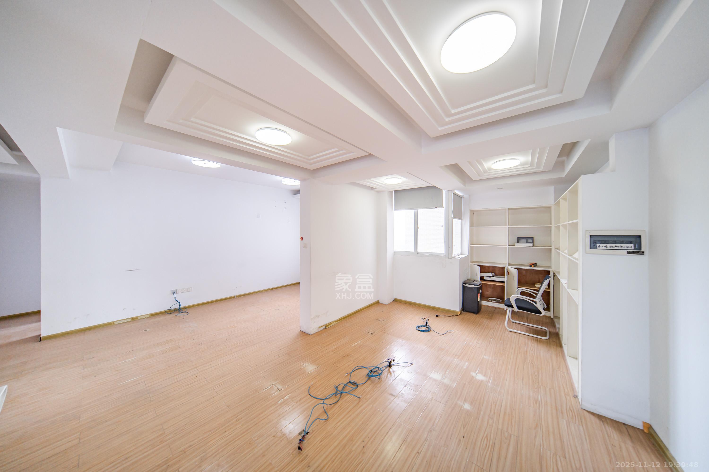 永通商邸 4室2厅1卫 105.0万 永通商邸 4室2厅1卫 105.0万其他