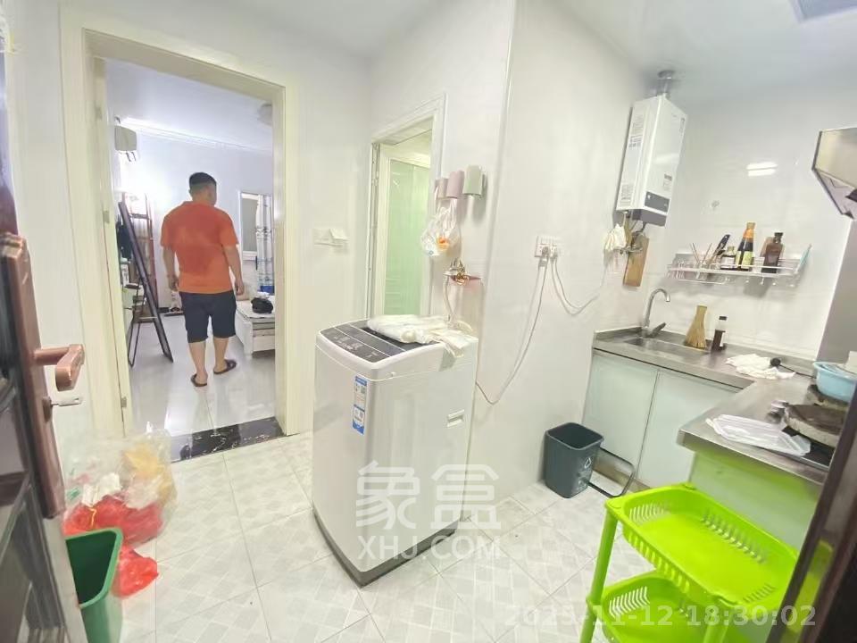 茅亭子  1室0厅1卫    1600.0元/月室内图