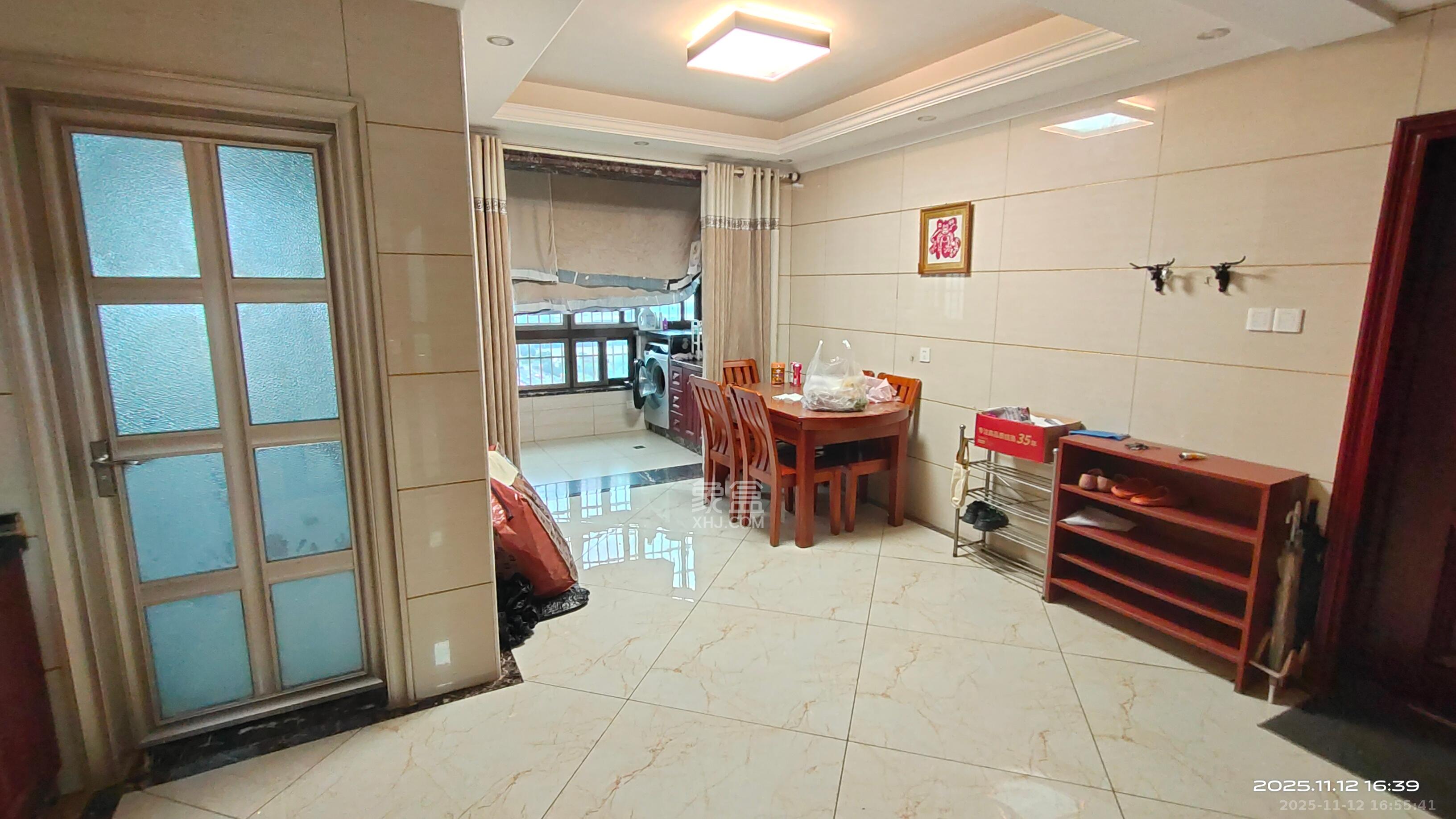 黎郡新宇康景园  4室2厅2卫    3000.0元/月室内图