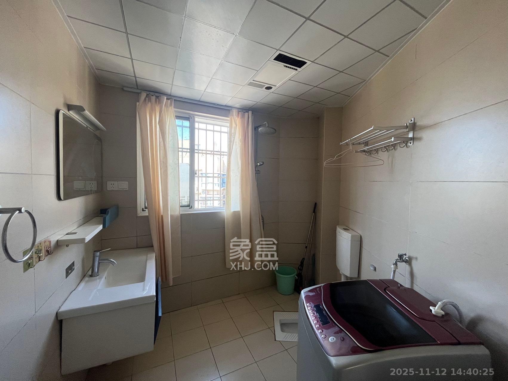 清政园（青政家园）  3室2厅2卫    2100.0元/月室内图