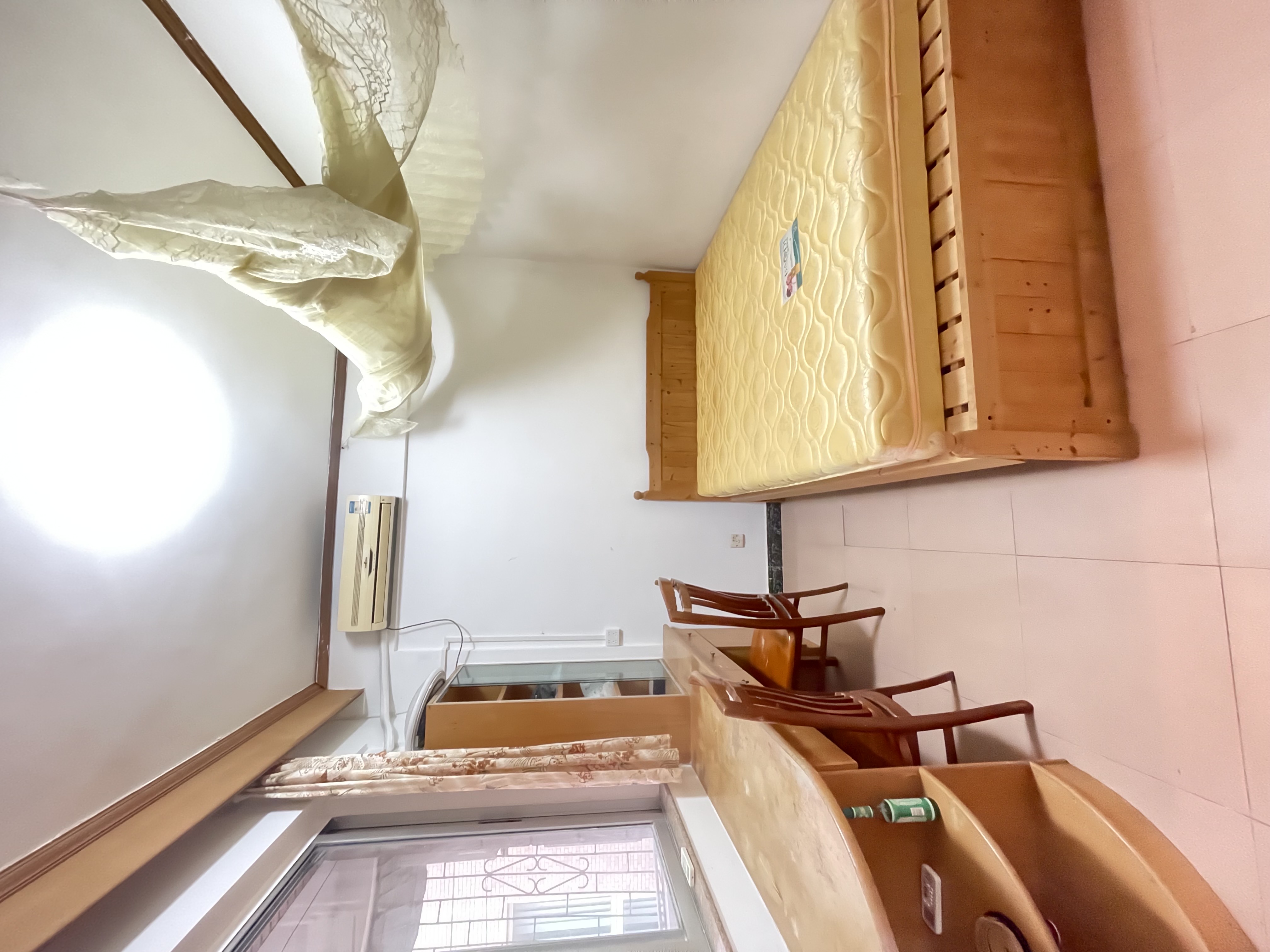 侨诚花园  3室2厅2卫    2500.0元/月室内图