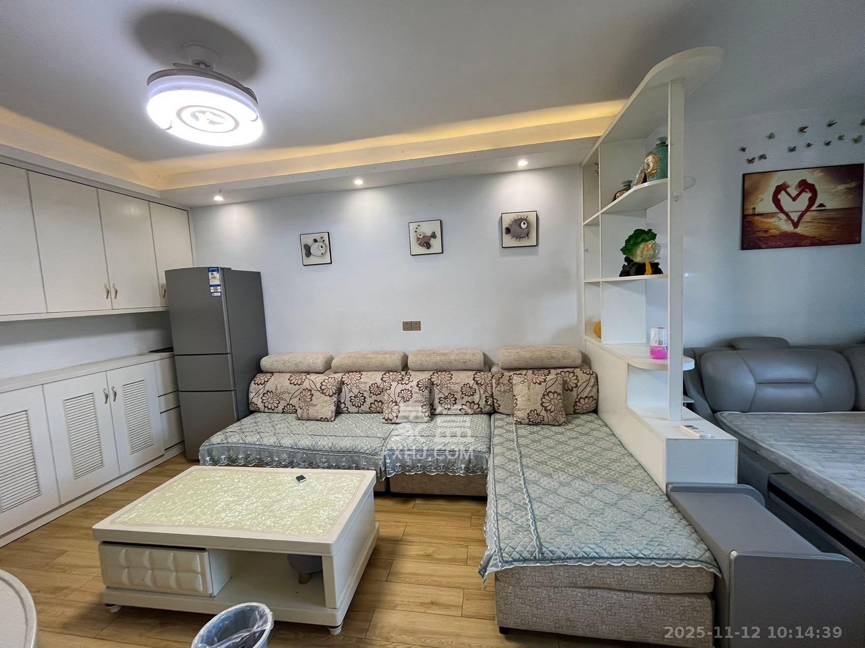 鑫远和城（一、二期）  1室1厅1卫    1300.0元/月室内图