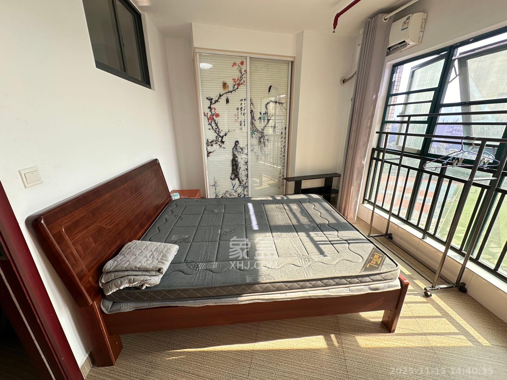 湖韵佳苑  1室1厅1卫    1600.0元/月室内图