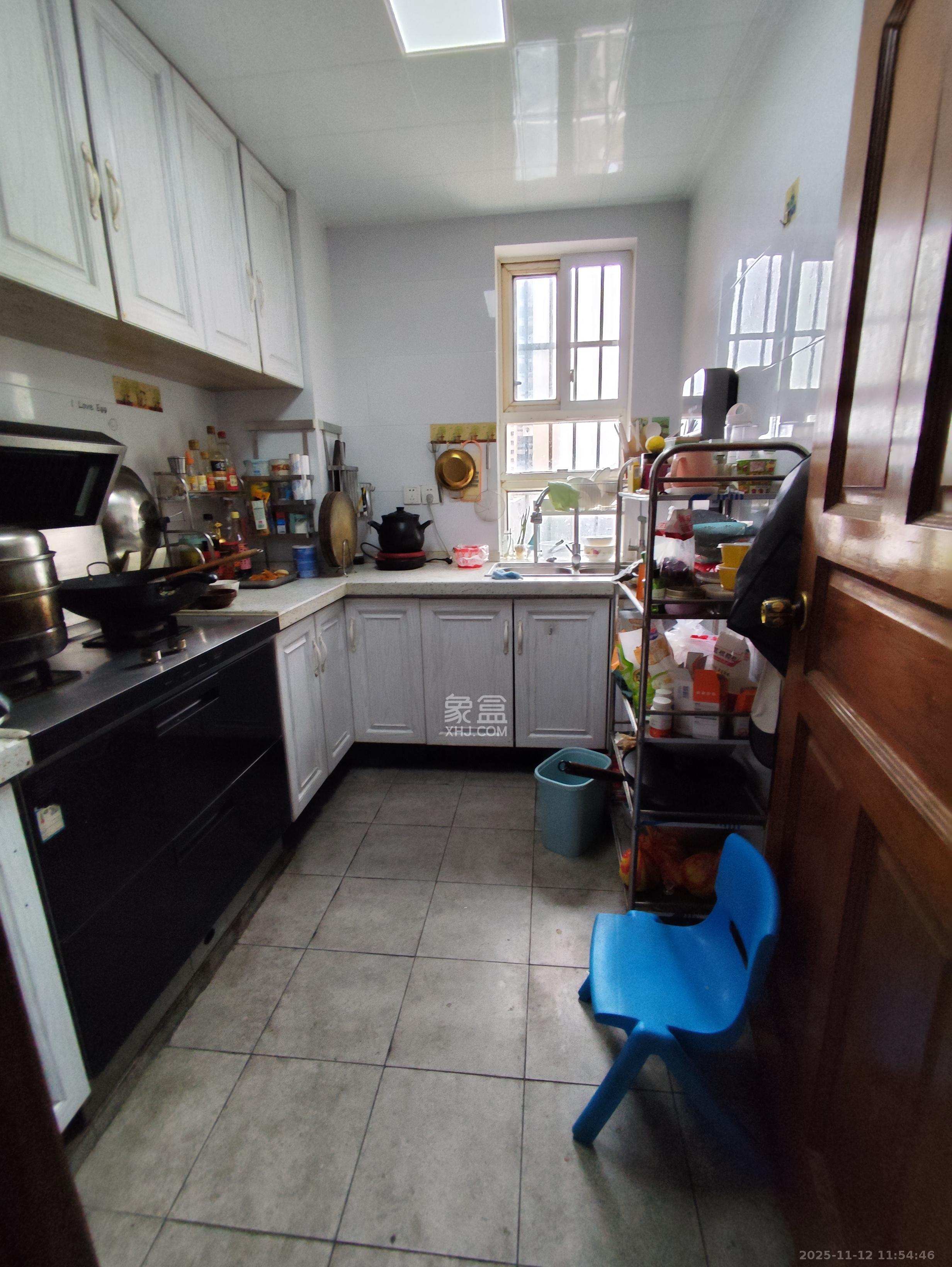 天心电脑城（朝阳丽景，朝阳丽园）  4室2厅1卫    3500.0元/月室内图