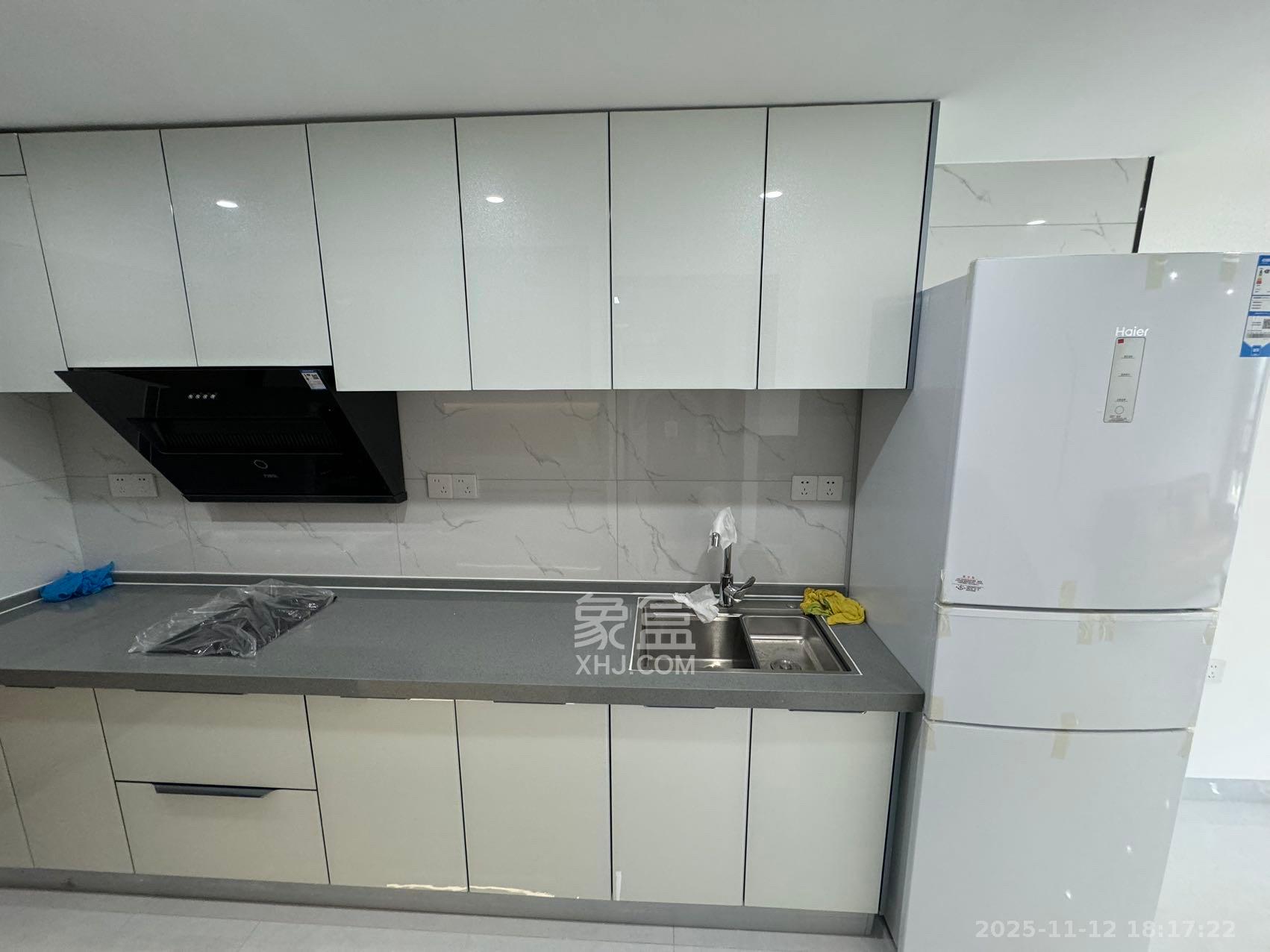 保利天禧EF区 2室1厅1卫 2800.0元/月 保利天禧EF区 2室1厅1卫 2800.0元/月室内图