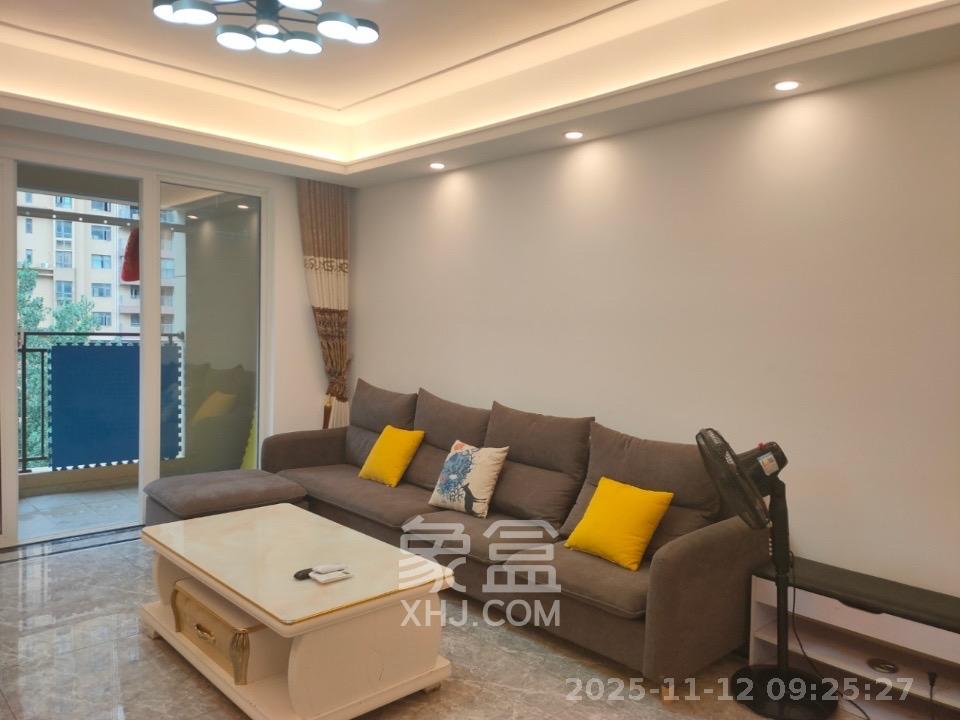 金地铂悦  4室2厅2卫    2700.0元/月室内图