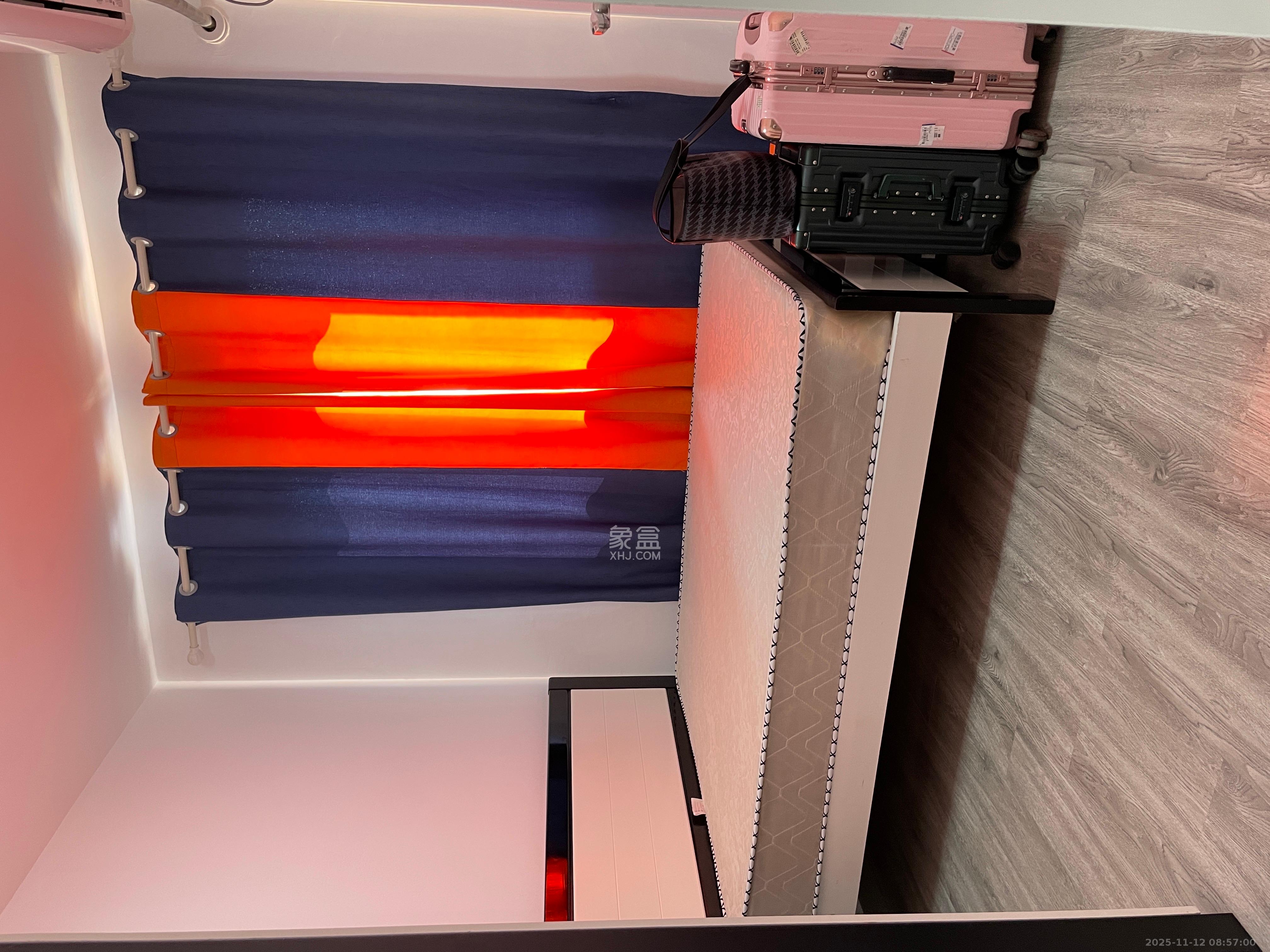 绿地新都会  2室2厅1卫    2000.0元/月室内图