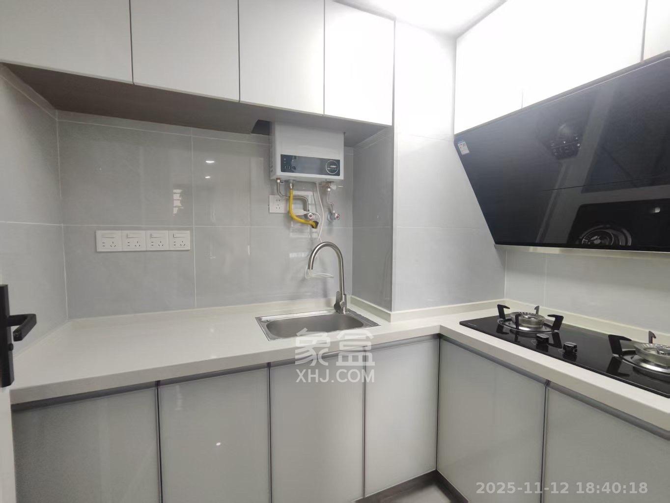 新城悦隽公园  2室1厅1卫    2000.0元/月室内图