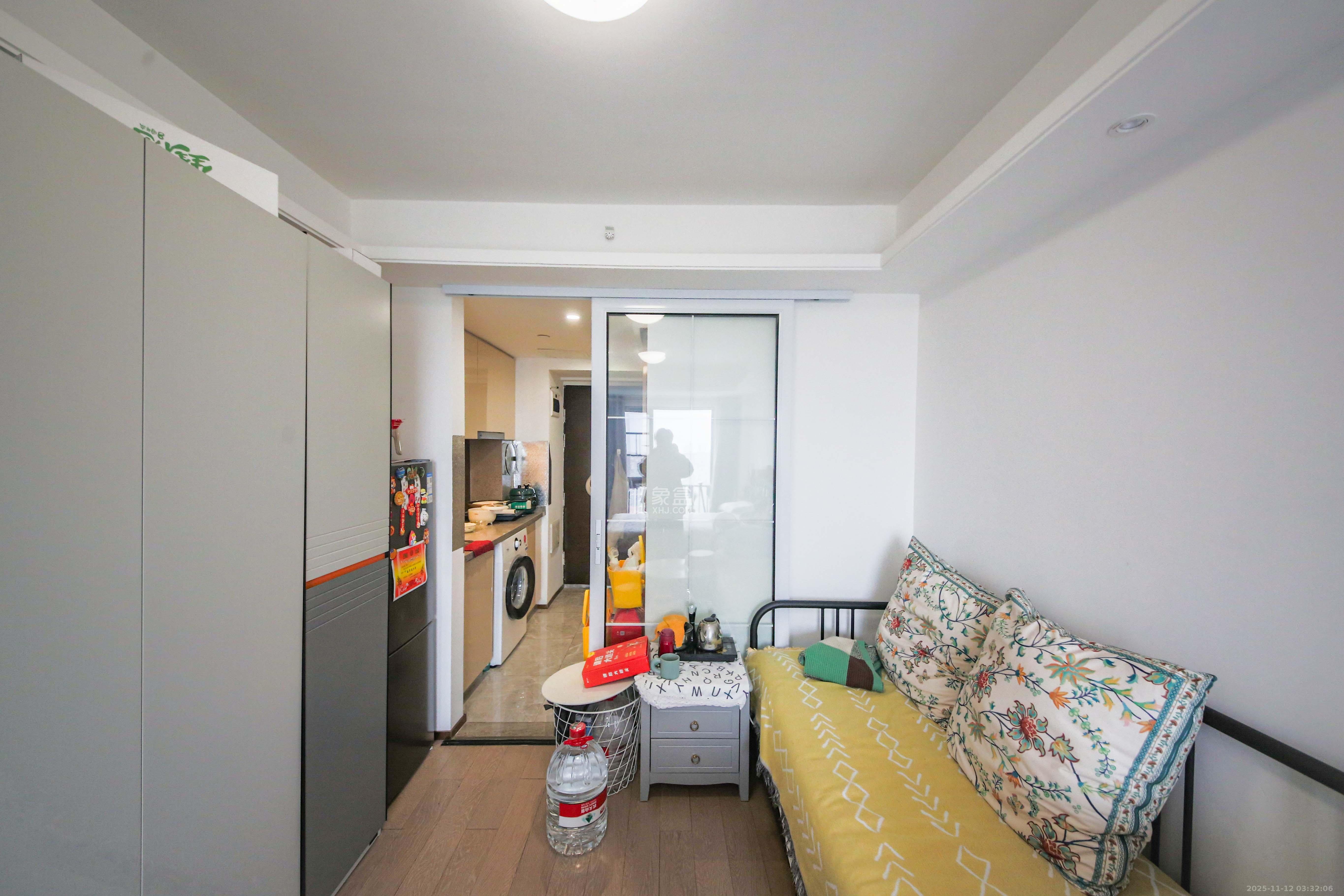 旭辉华宇南宸府 1室1厅1卫 26.0万 旭辉华宇南宸府 1室1厅1卫 26.0万卧室