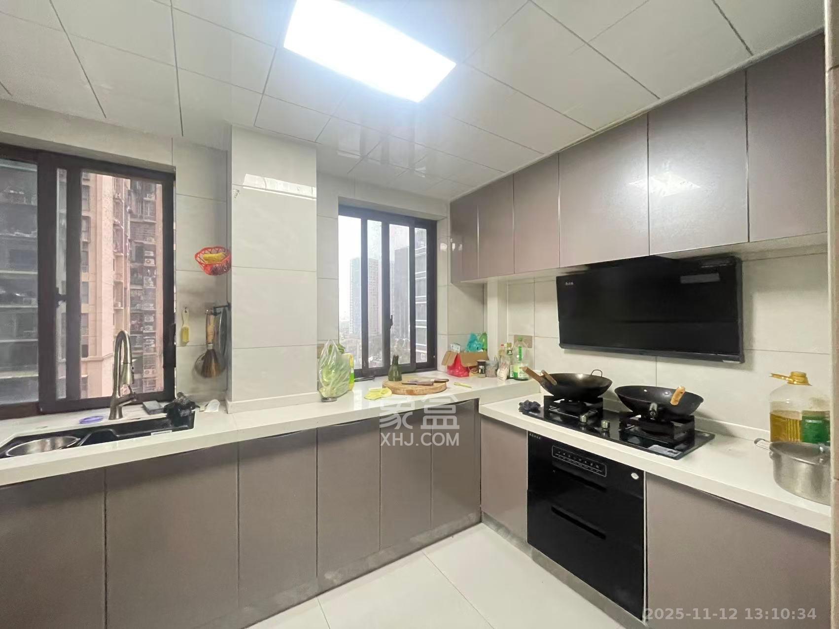 星月绿洲 4室2厅2卫 2200.0元/月 星月绿洲 4室2厅2卫 2200.0元/月室内图