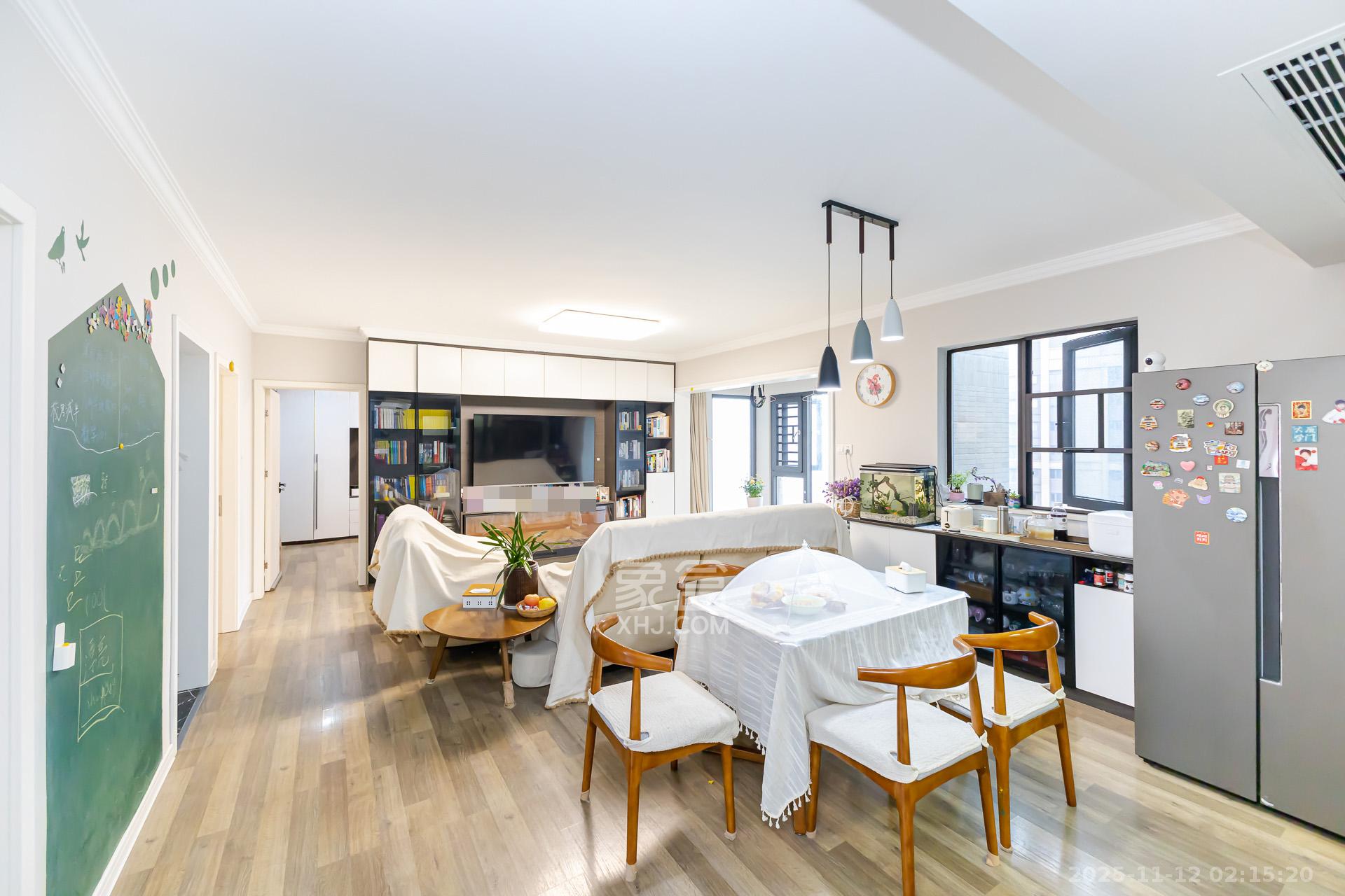 时代倾城三期  3室2厅2卫    110.0万