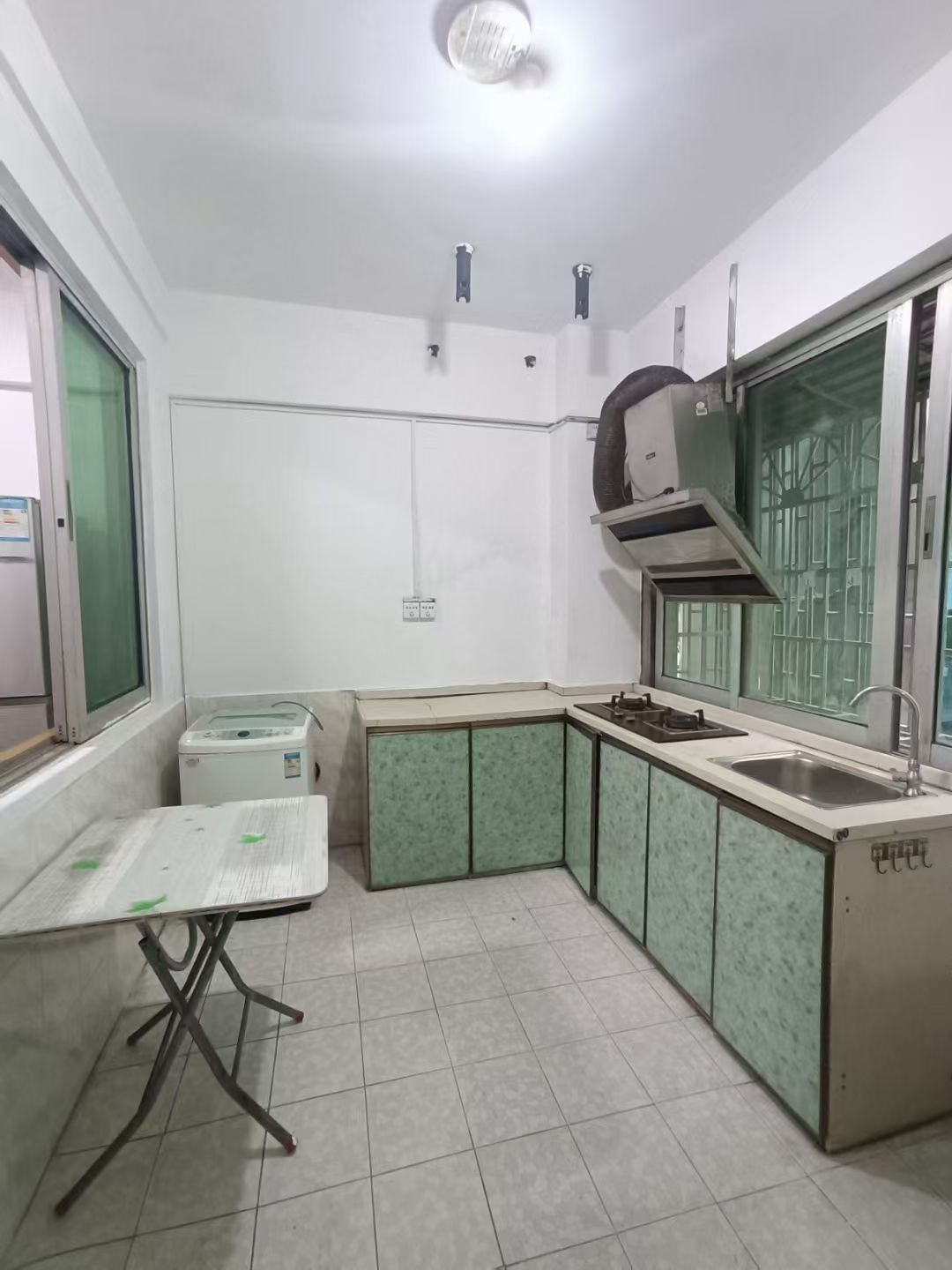 金东花园 4室2厅2卫 3000.0元/月 金东花园 4室2厅2卫 3000.0元/月室内图