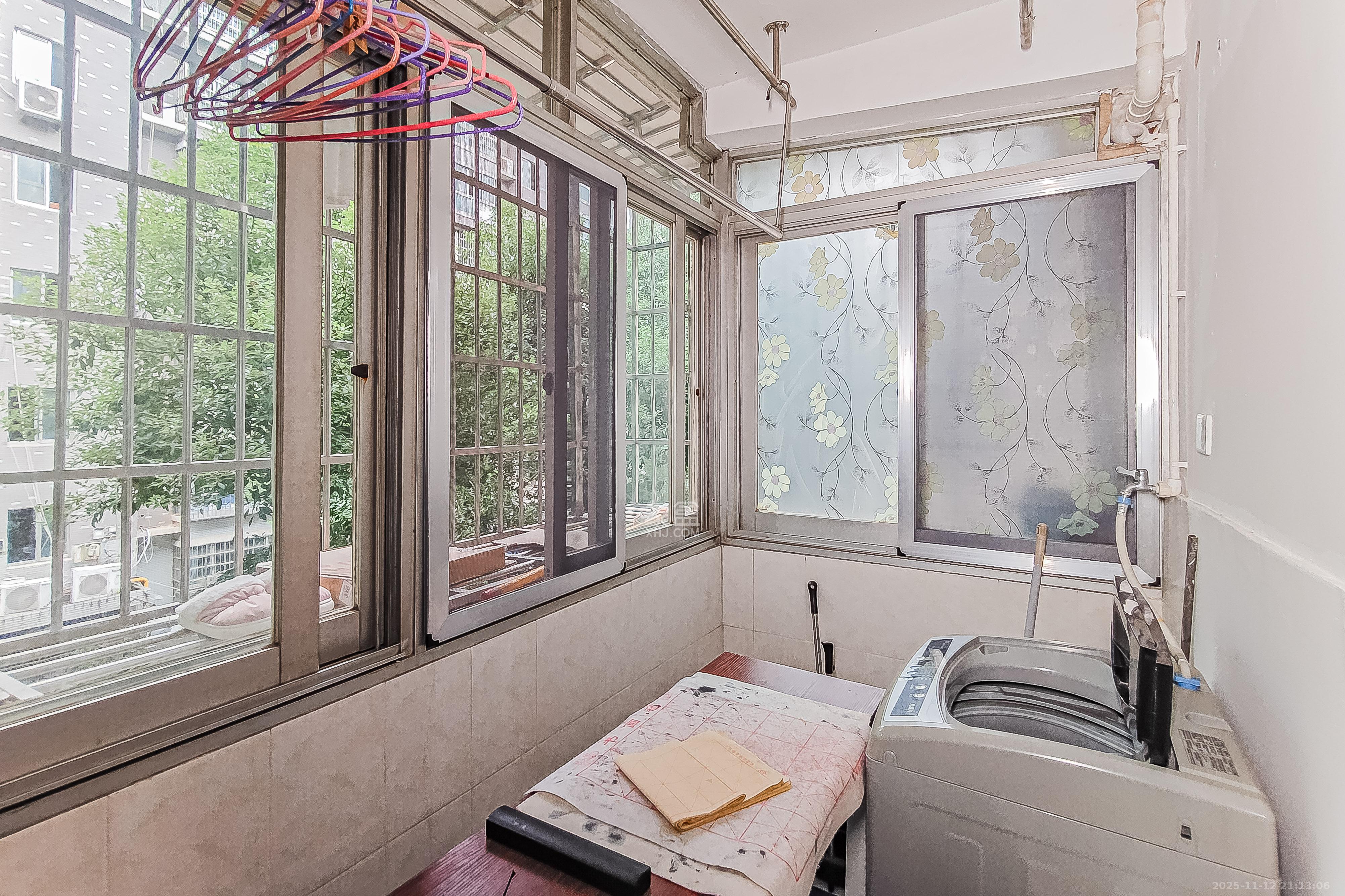 金地社区 2室1厅1卫 43.8万 金地社区 2室1厅1卫 43.8万阳台