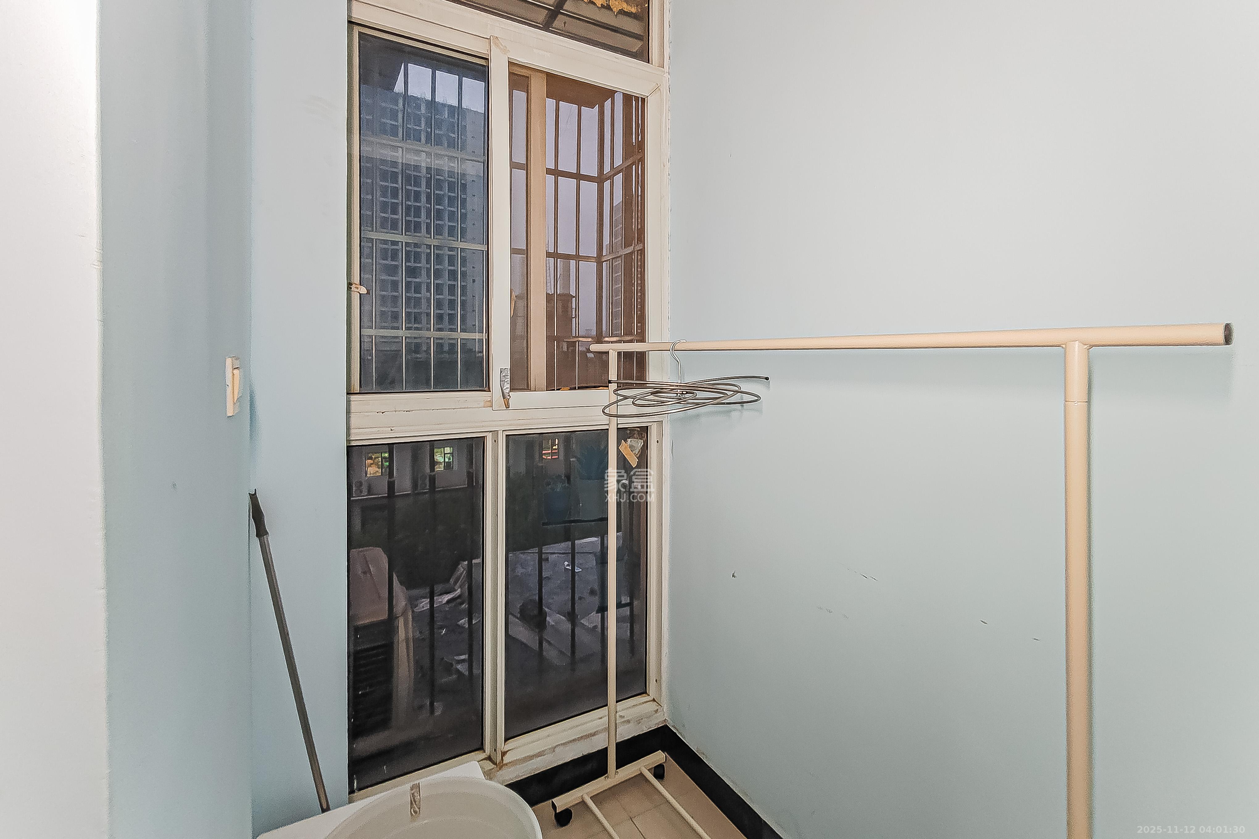 白沙晶城  1室1厅1卫    37.0万阳台