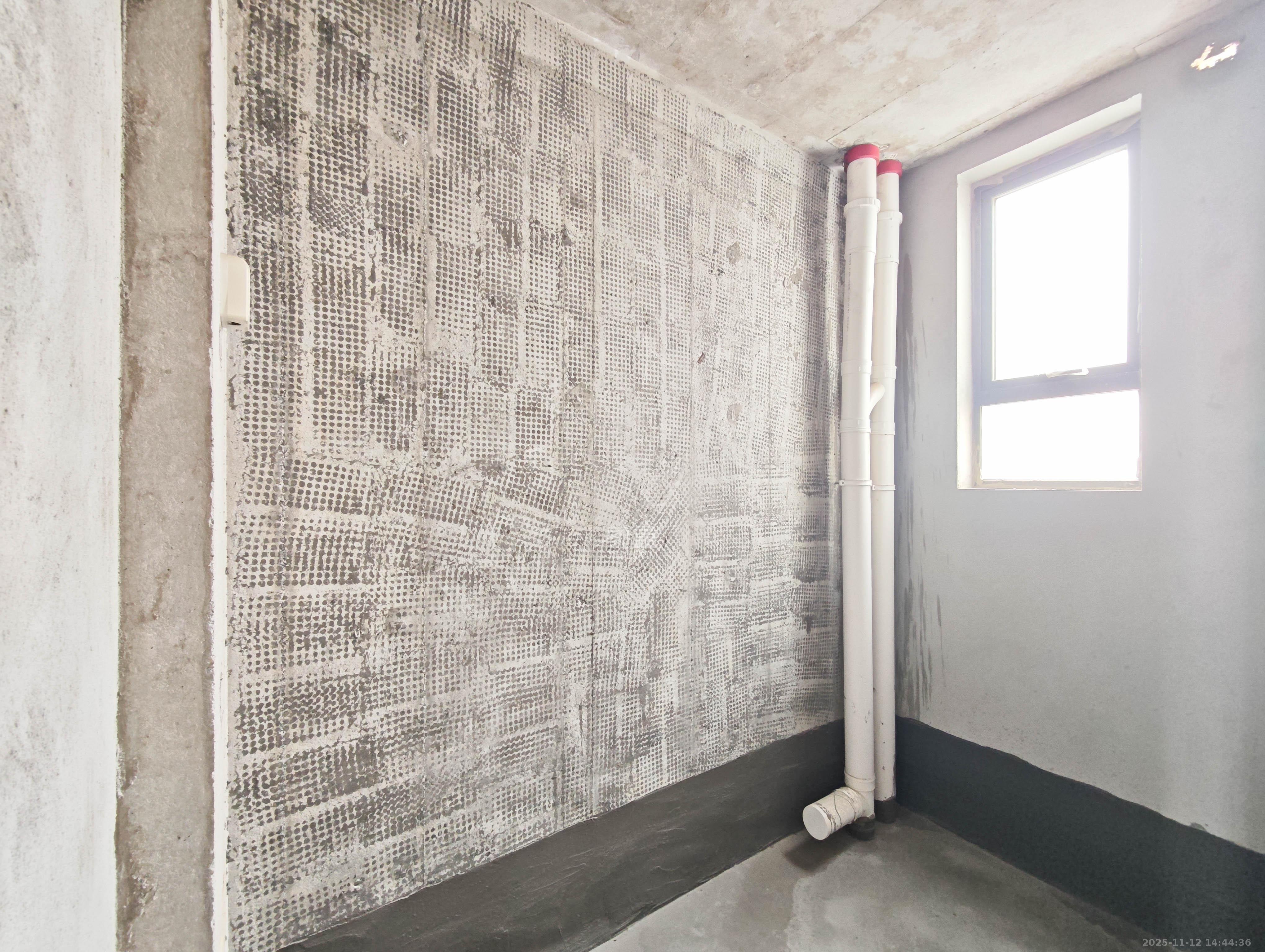 伊景园滨河苑 3室2厅2卫 75.0万 伊景园滨河苑 3室2厅2卫 75.0万卫生间