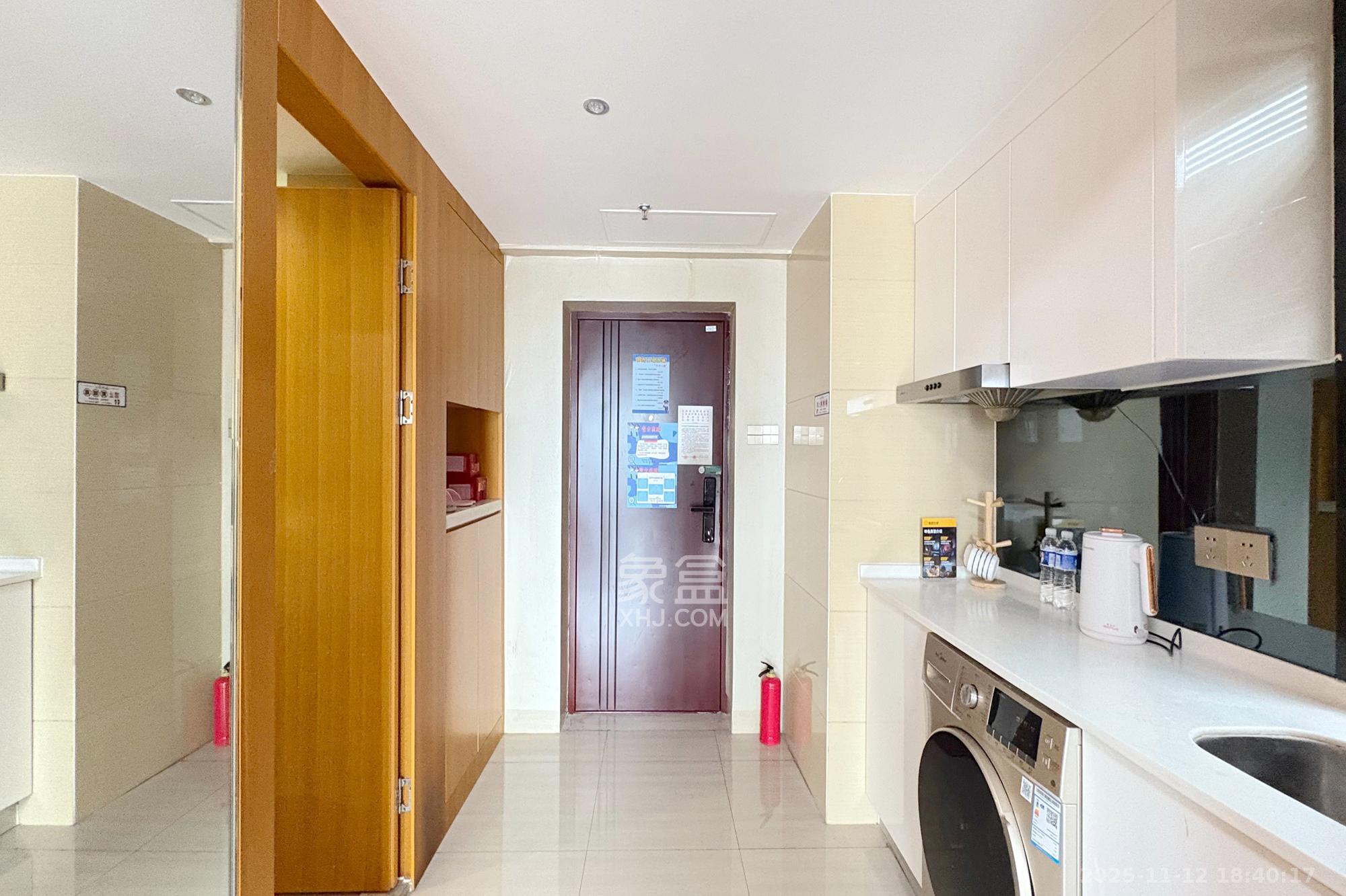 五一钻界  1室1厅1卫    42.0万厨房