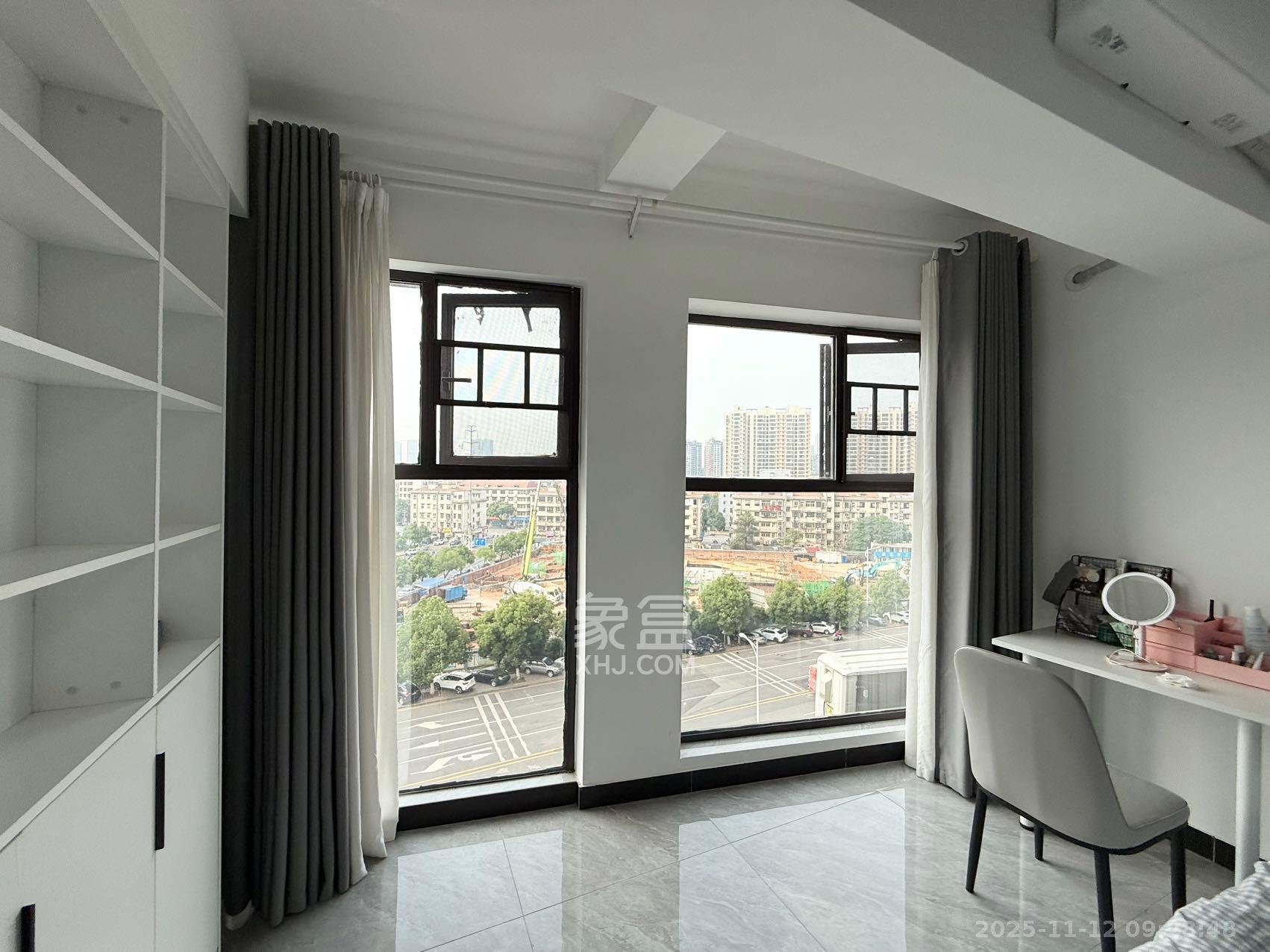 德庆水韵山城  1室1厅1卫    1500.0元/月室内图