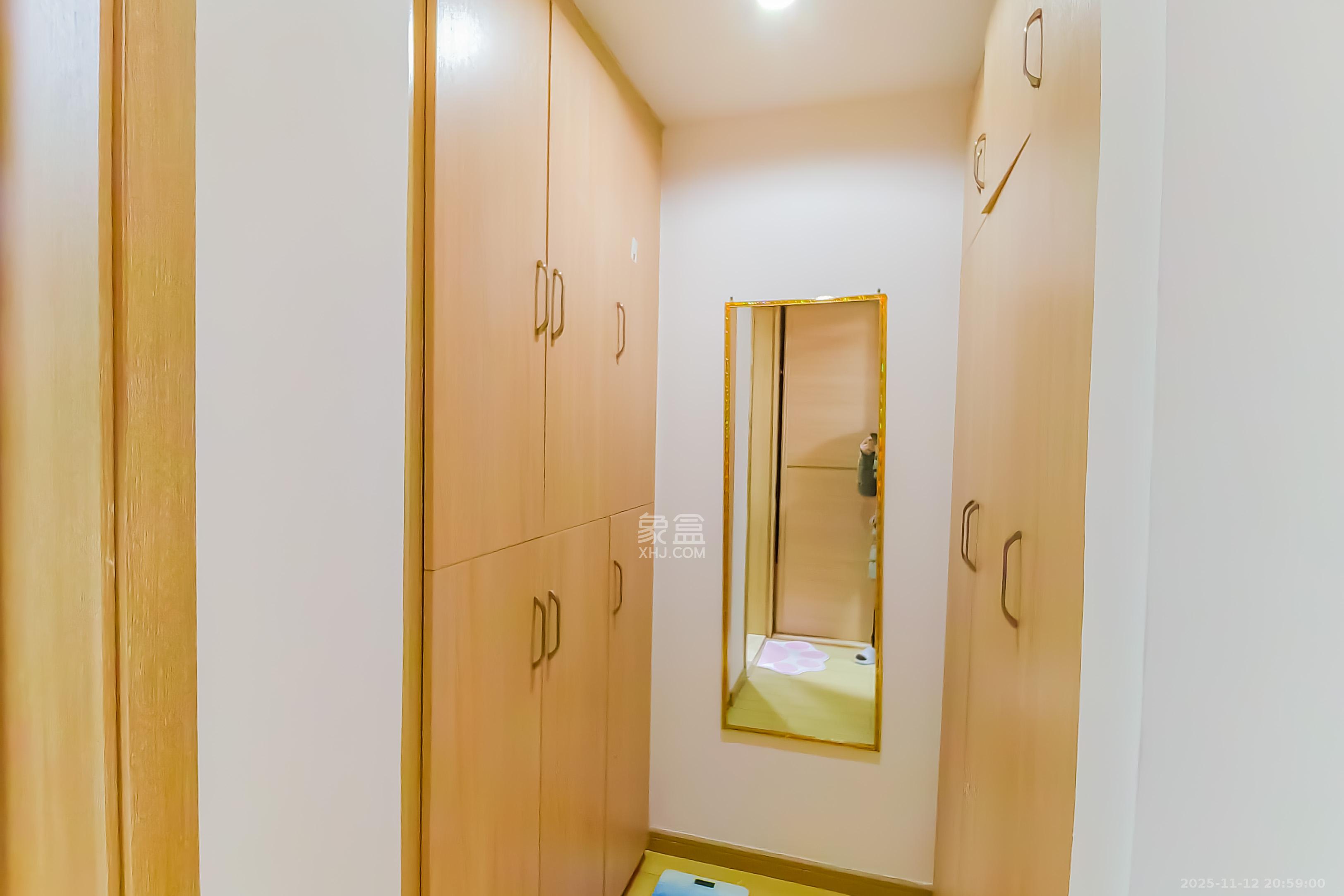 万科金域华府一期  2室1厅1卫    59.0万其他