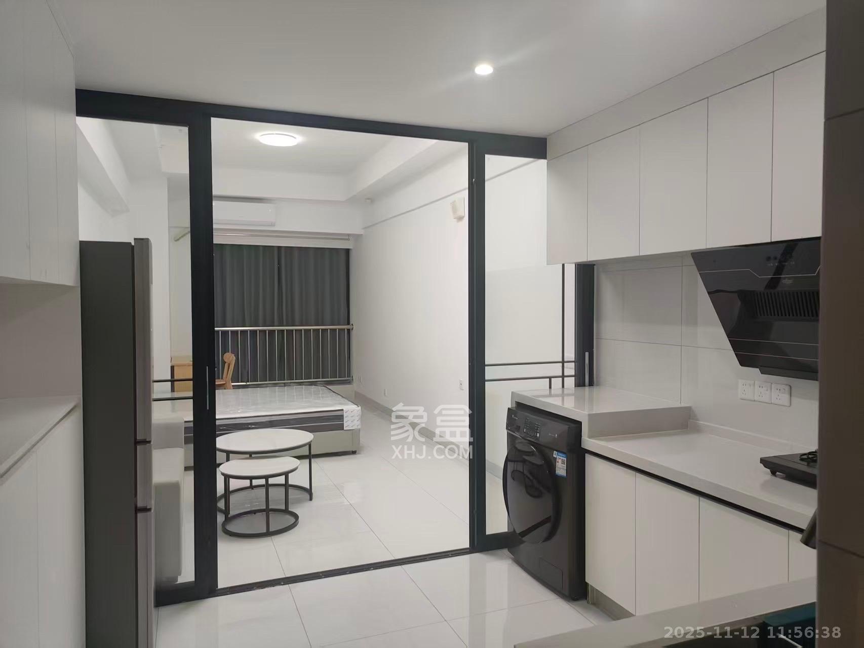 恒大誉府（融誉商业中心）  1室1厅1卫    1800.0元/月