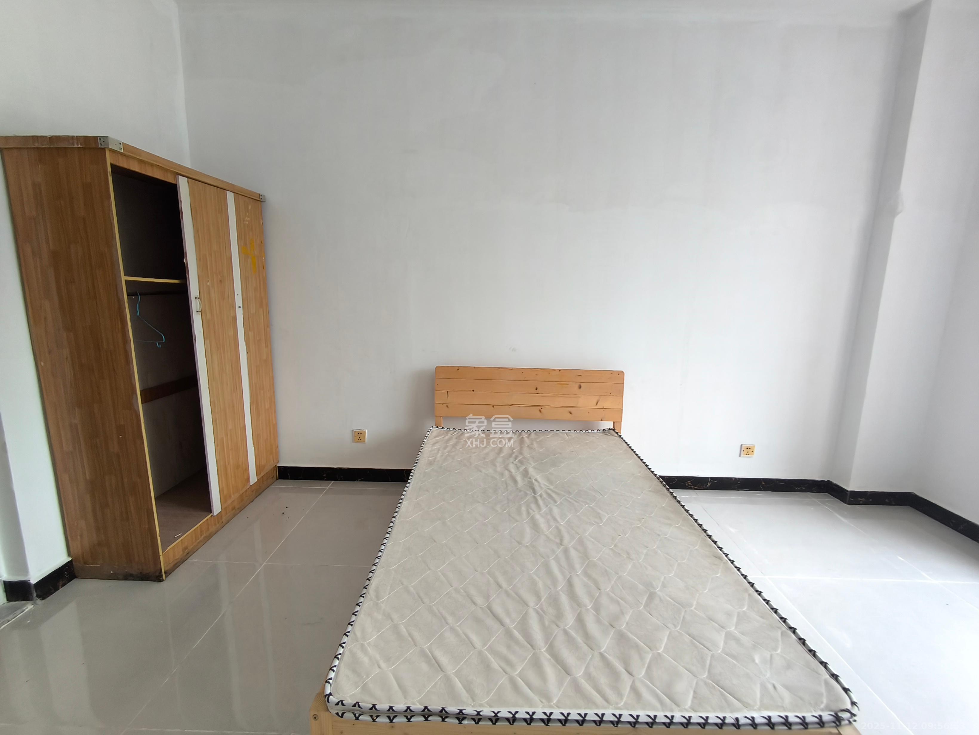 星城国际 3室2厅2卫 1500.0元/月 星城国际 3室2厅2卫 1500.0元/月室内图