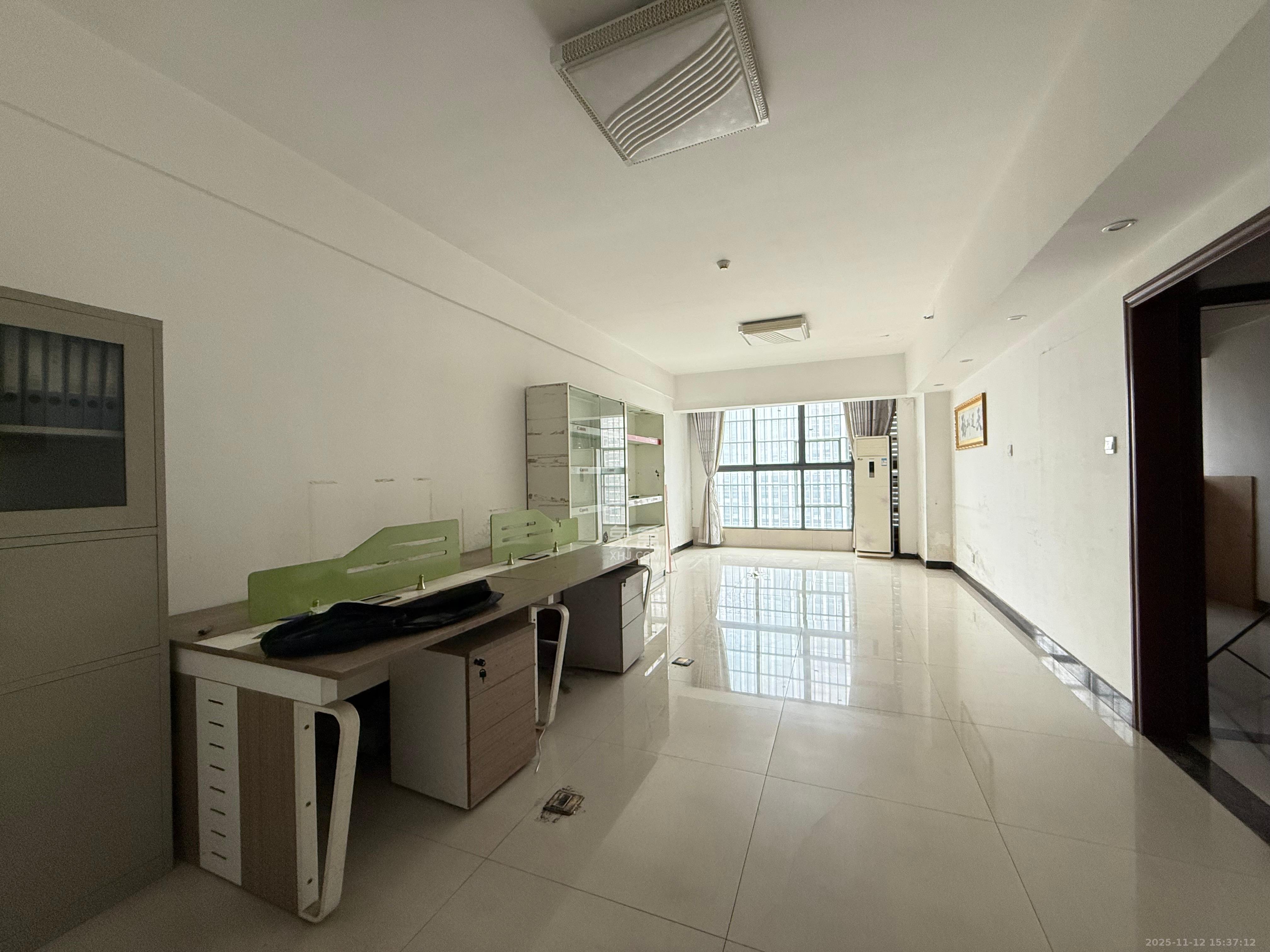 凯通国际城（凯通朝庭）  1室1厅1卫    1800.0元/月